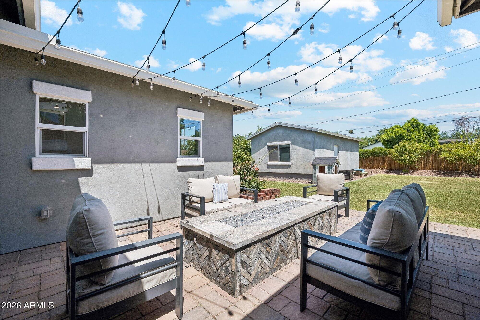 3324 E OSBORN Road