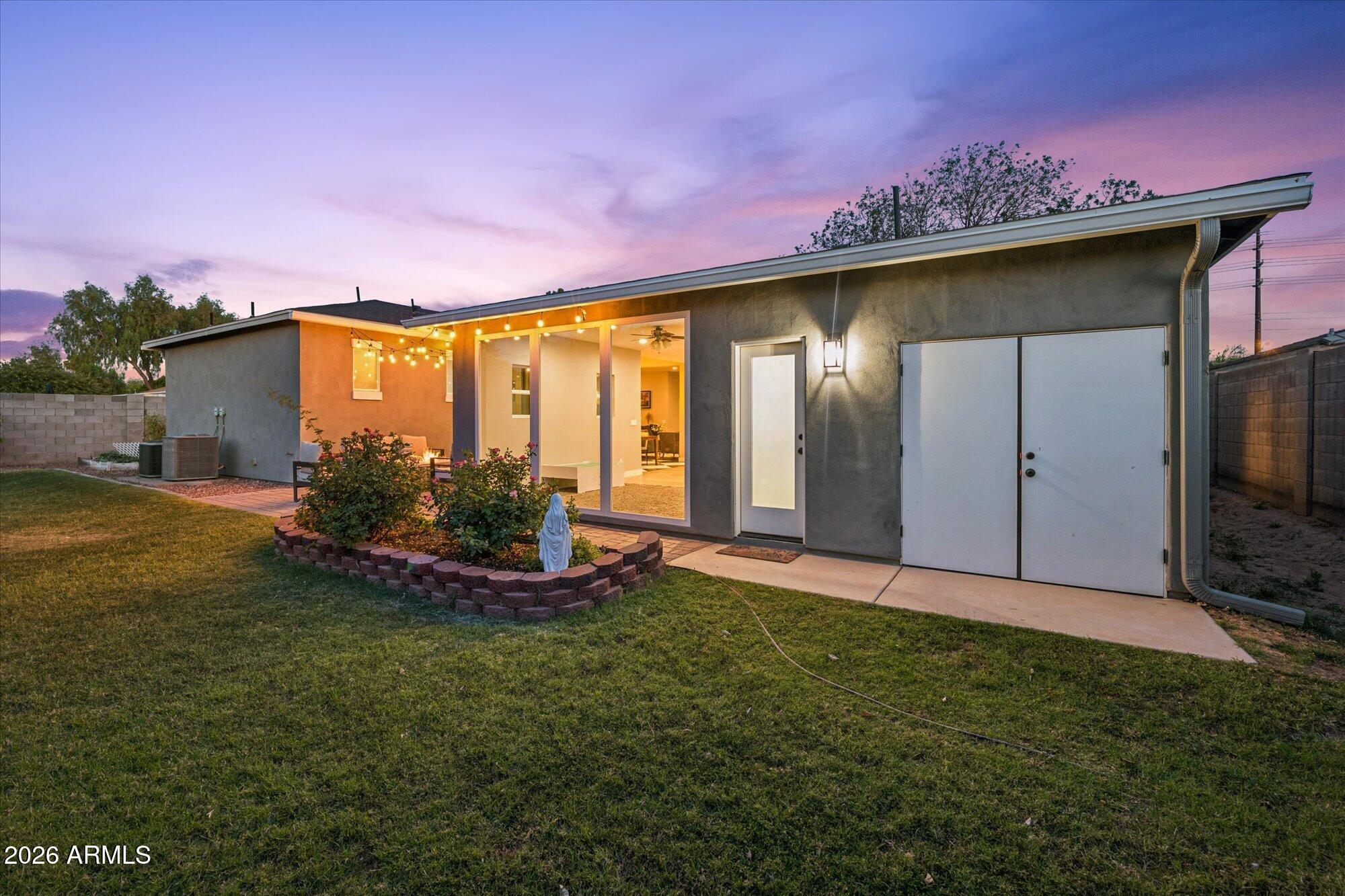 3324 E OSBORN Road
