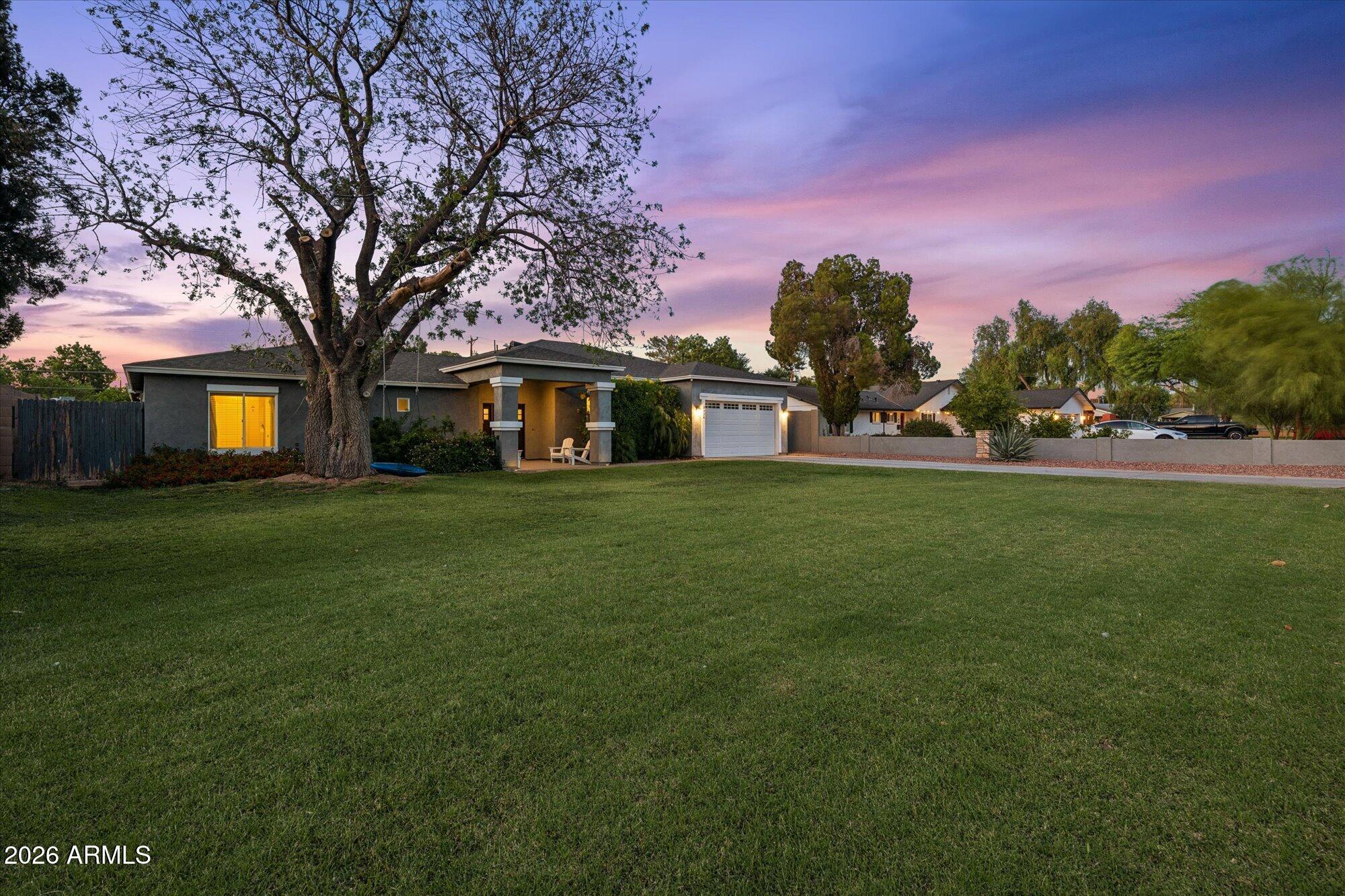3324 E OSBORN Road