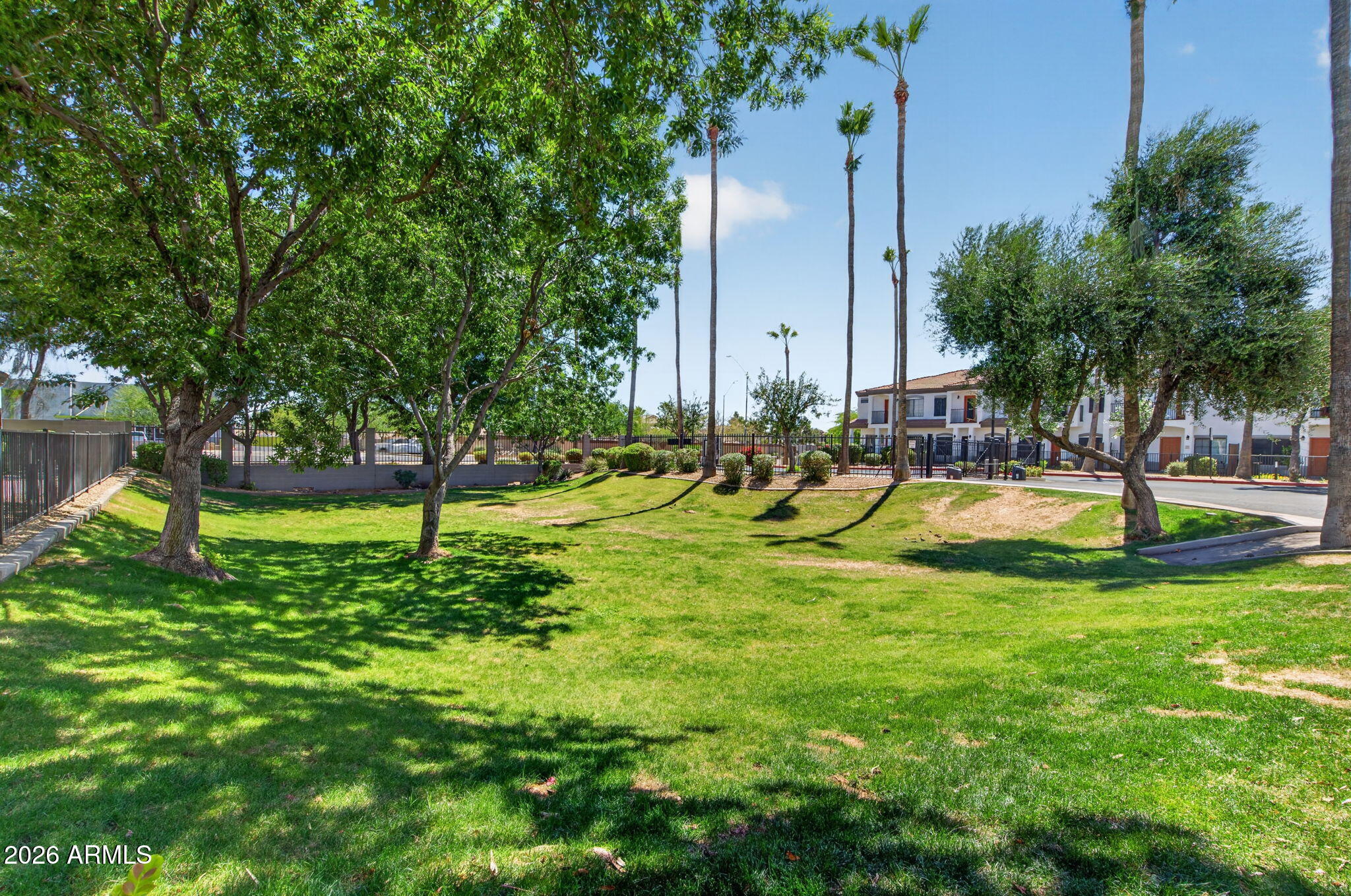 3150 E BEARDSLEY Road 1010