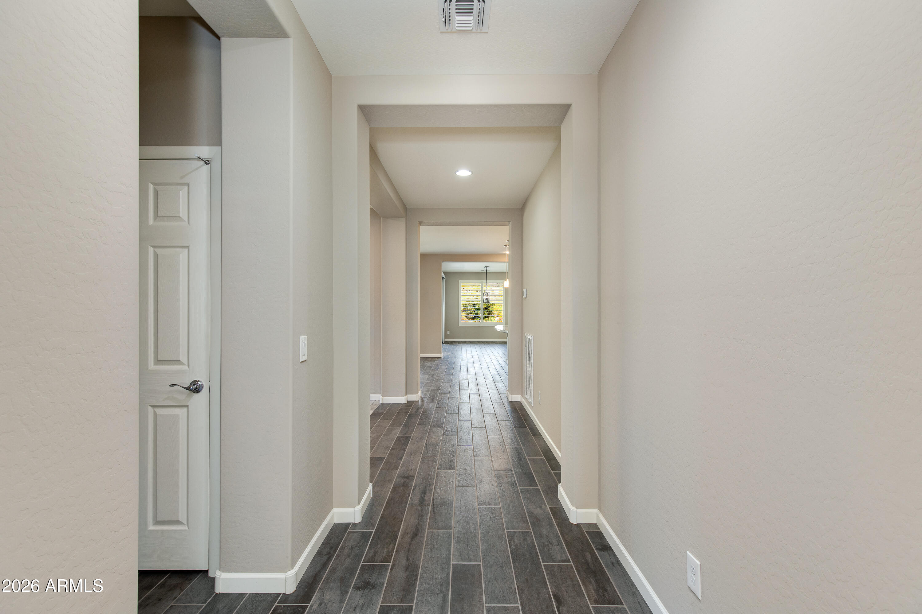 4406 NOBLE Drive