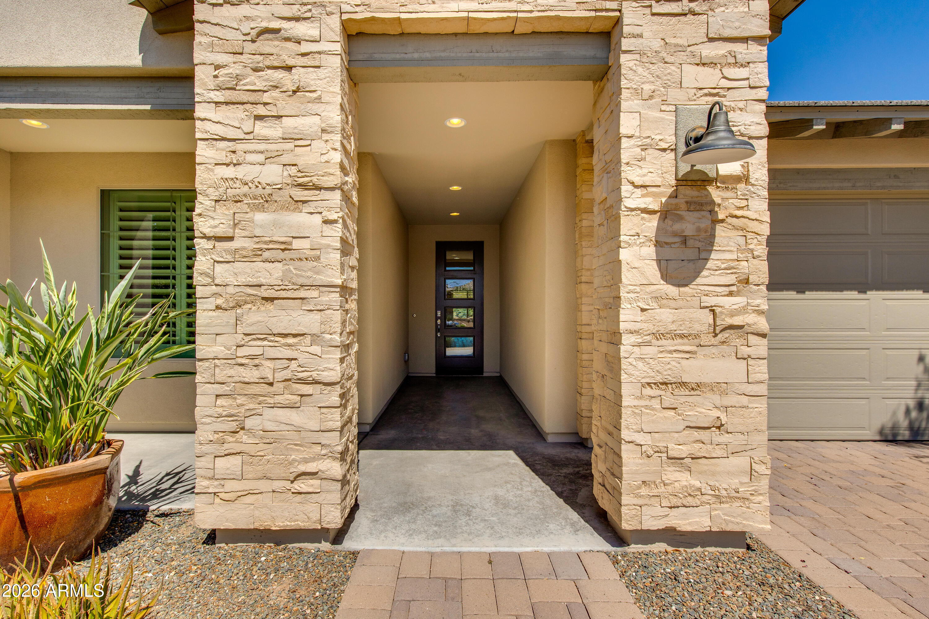 4406 NOBLE Drive