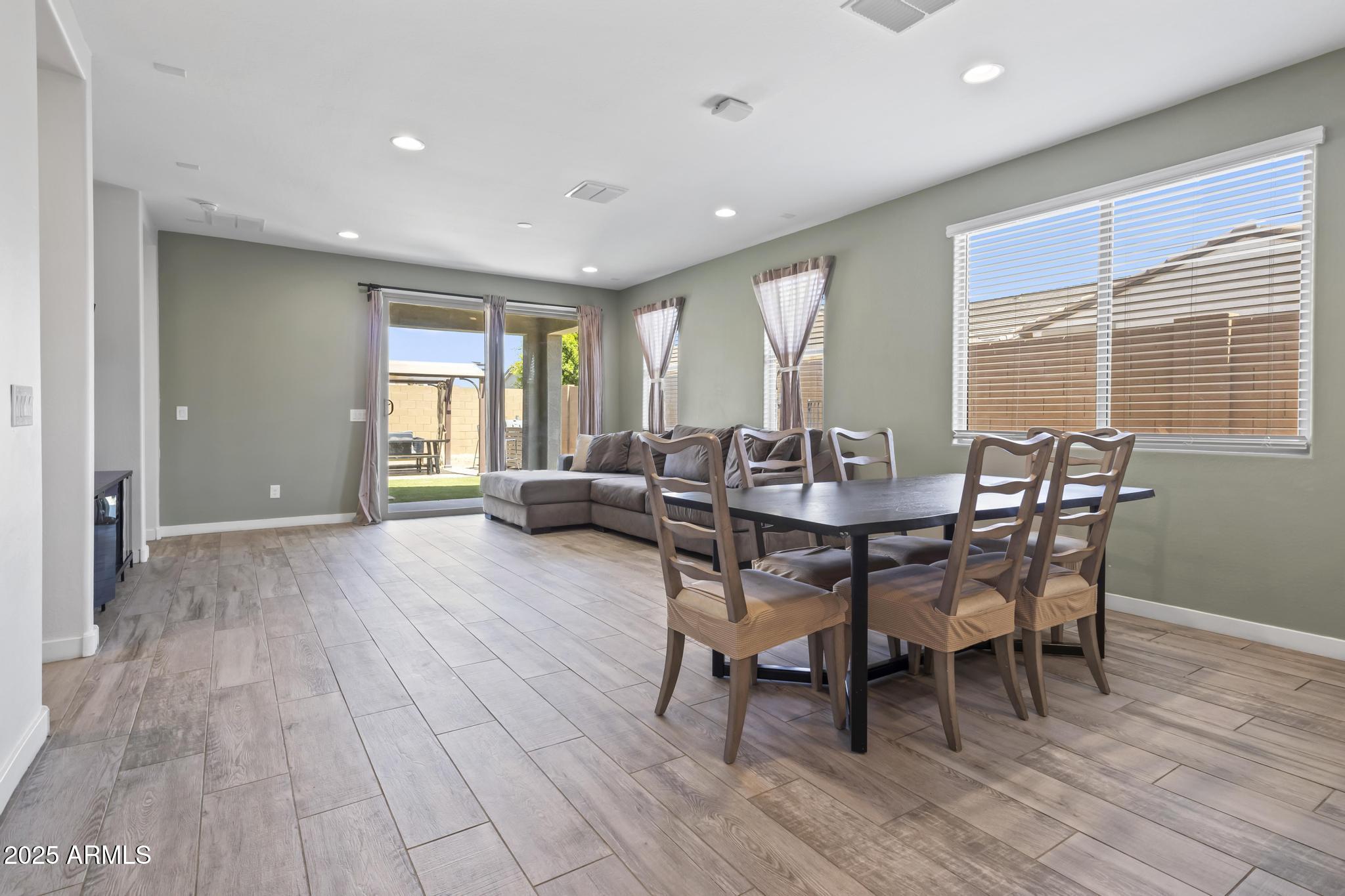 6919 S 13TH Place