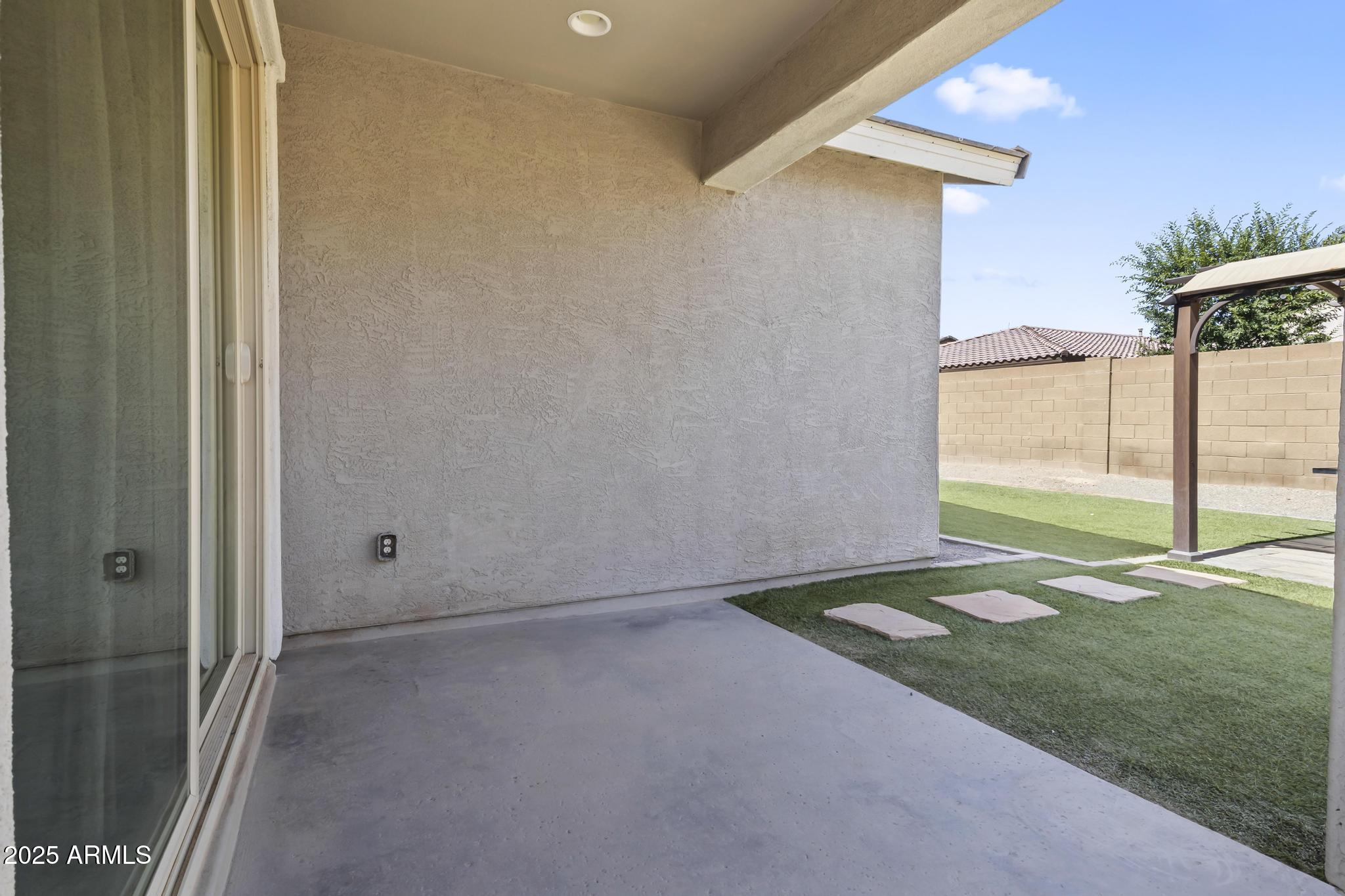 6919 S 13TH Place