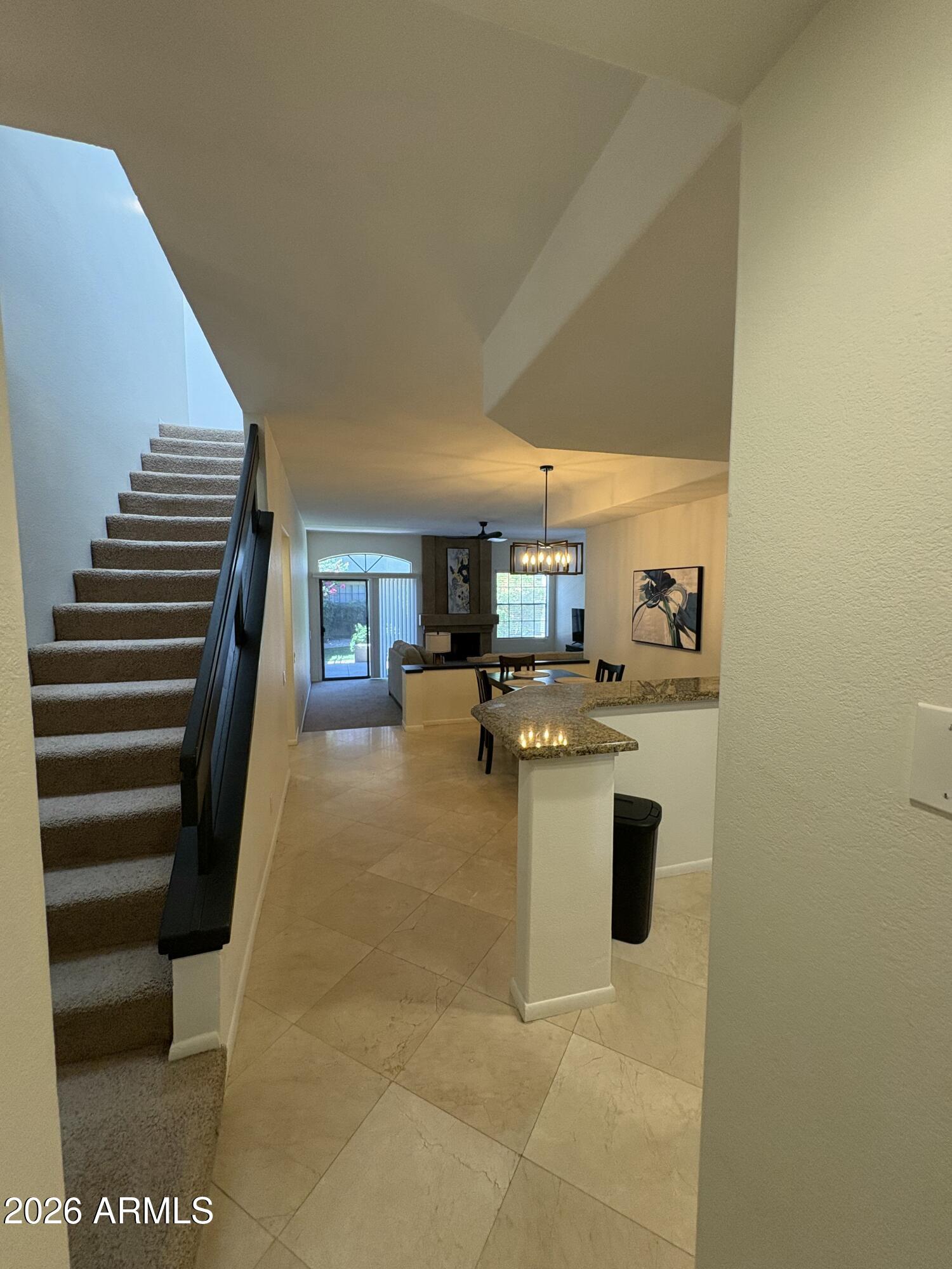 10017 E MOUNTAIN VIEW Road 1073