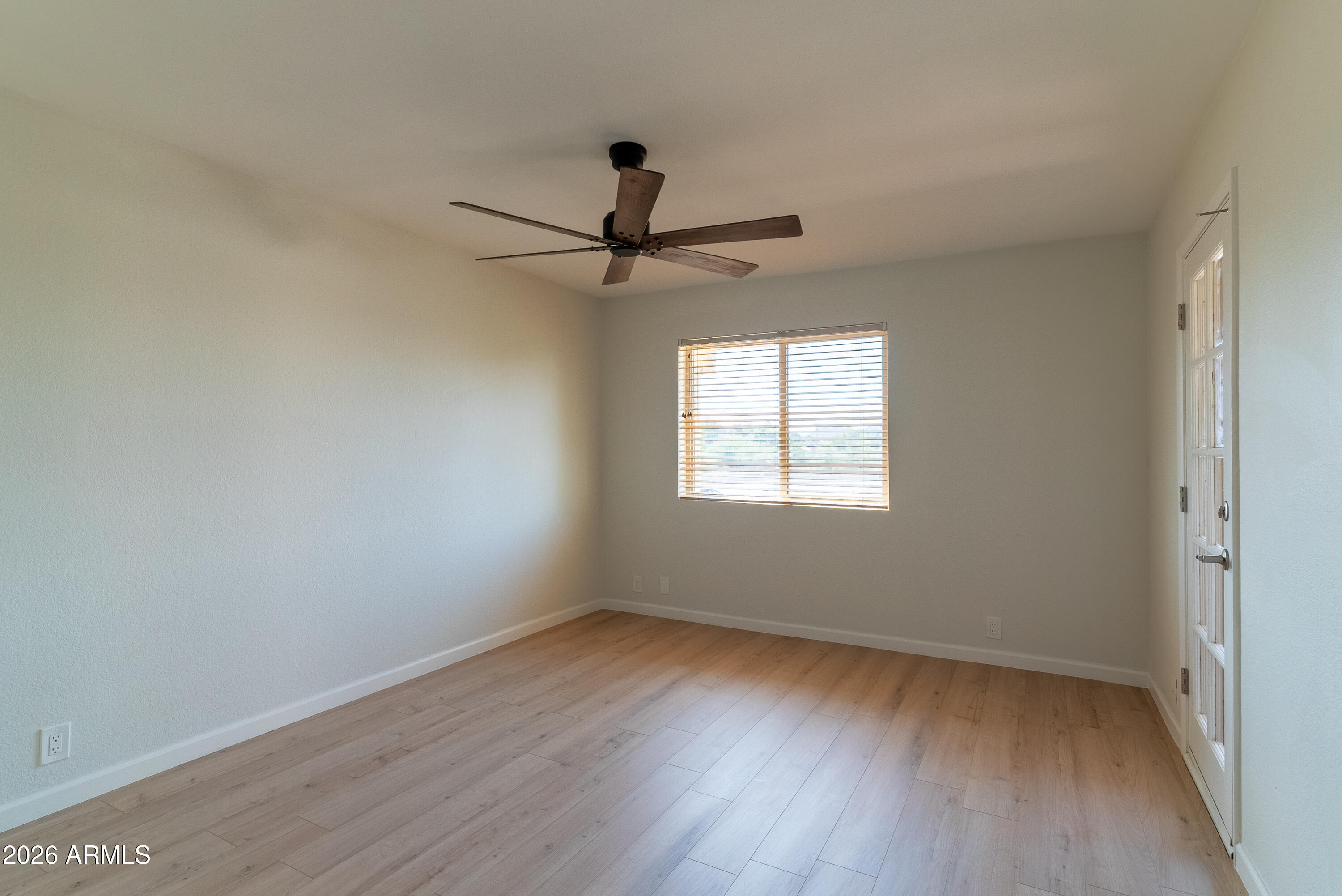 4150 E CACTUS Road 216