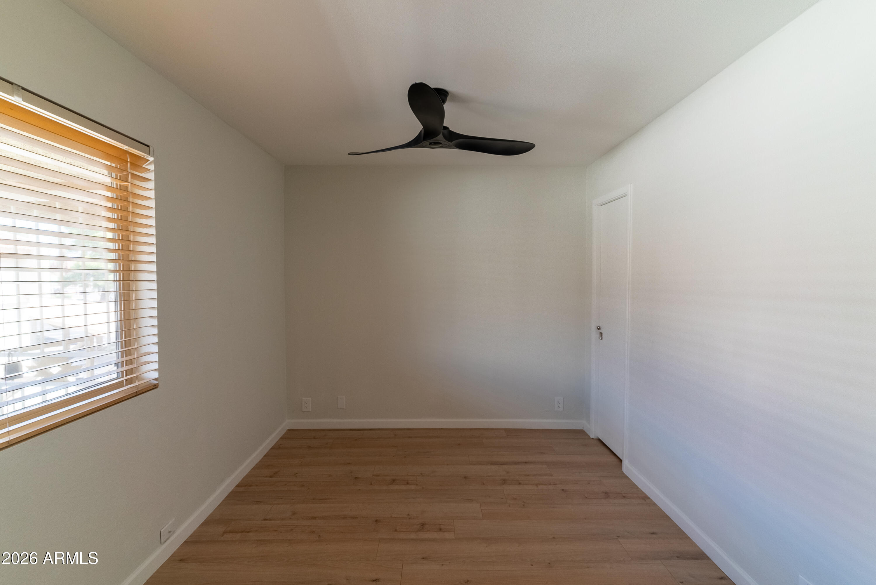 4150 E CACTUS Road 216