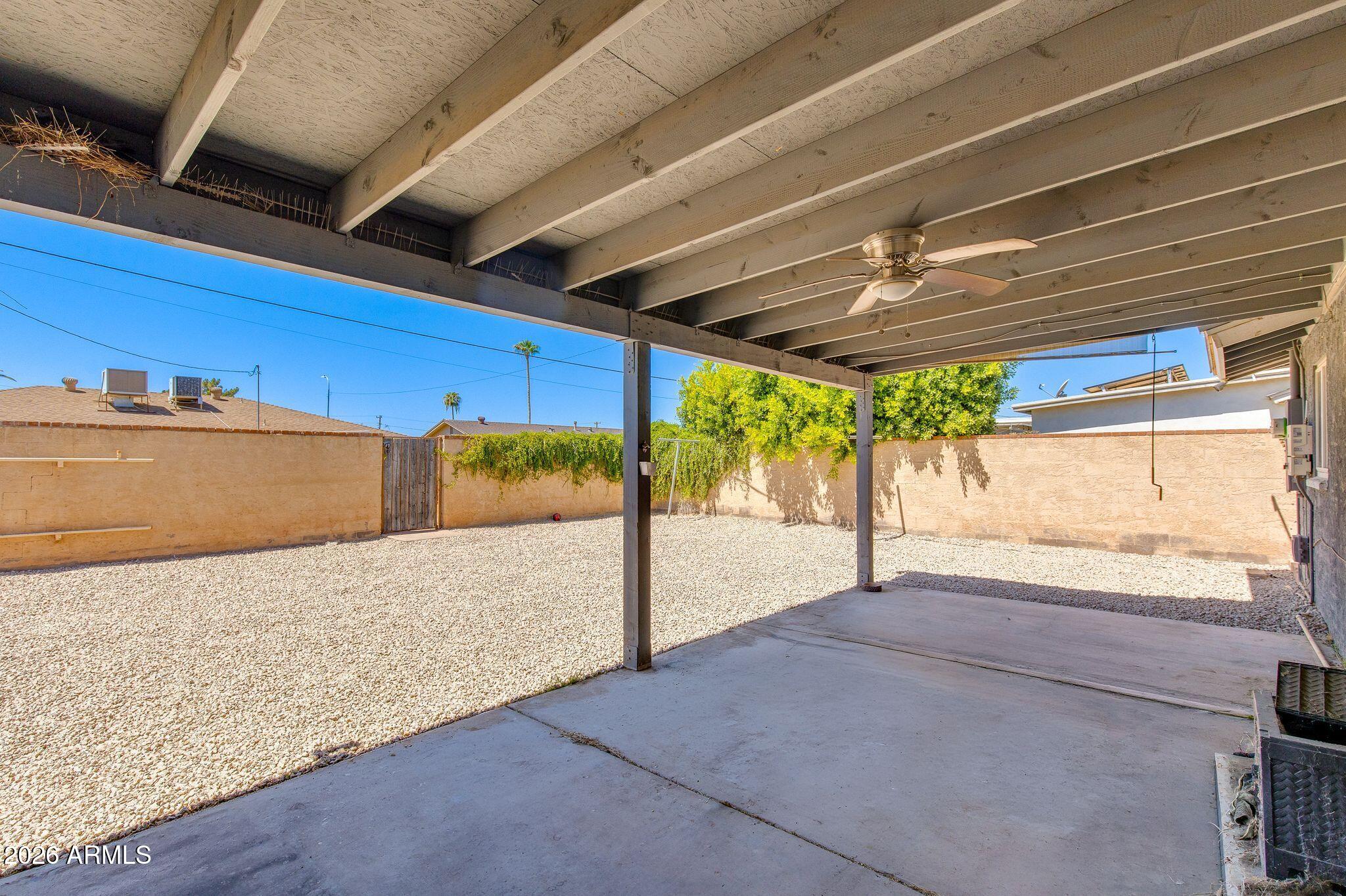 4923 E PALM Lane