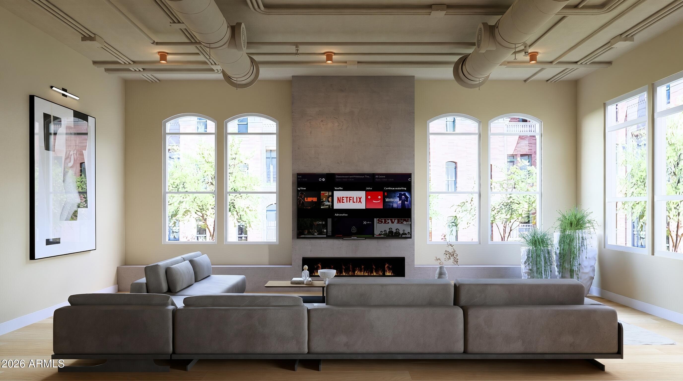 46 W PALM Lane