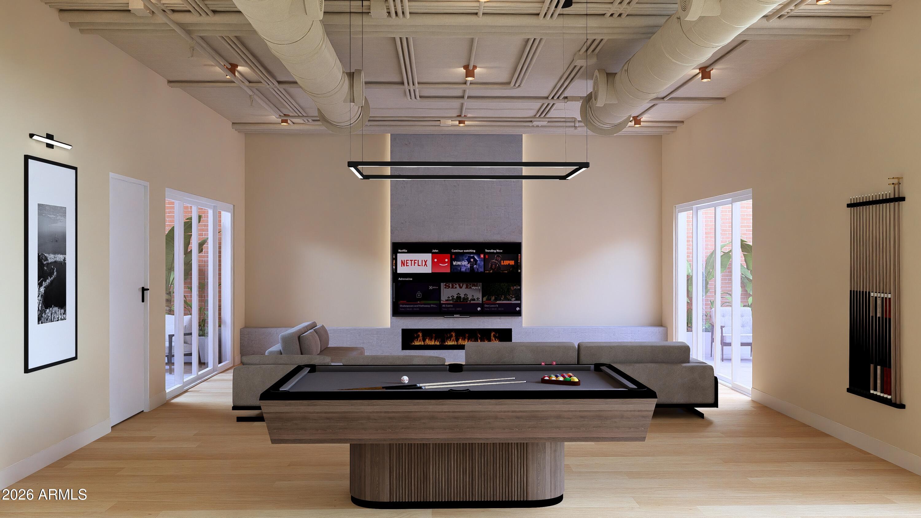 46 W PALM Lane