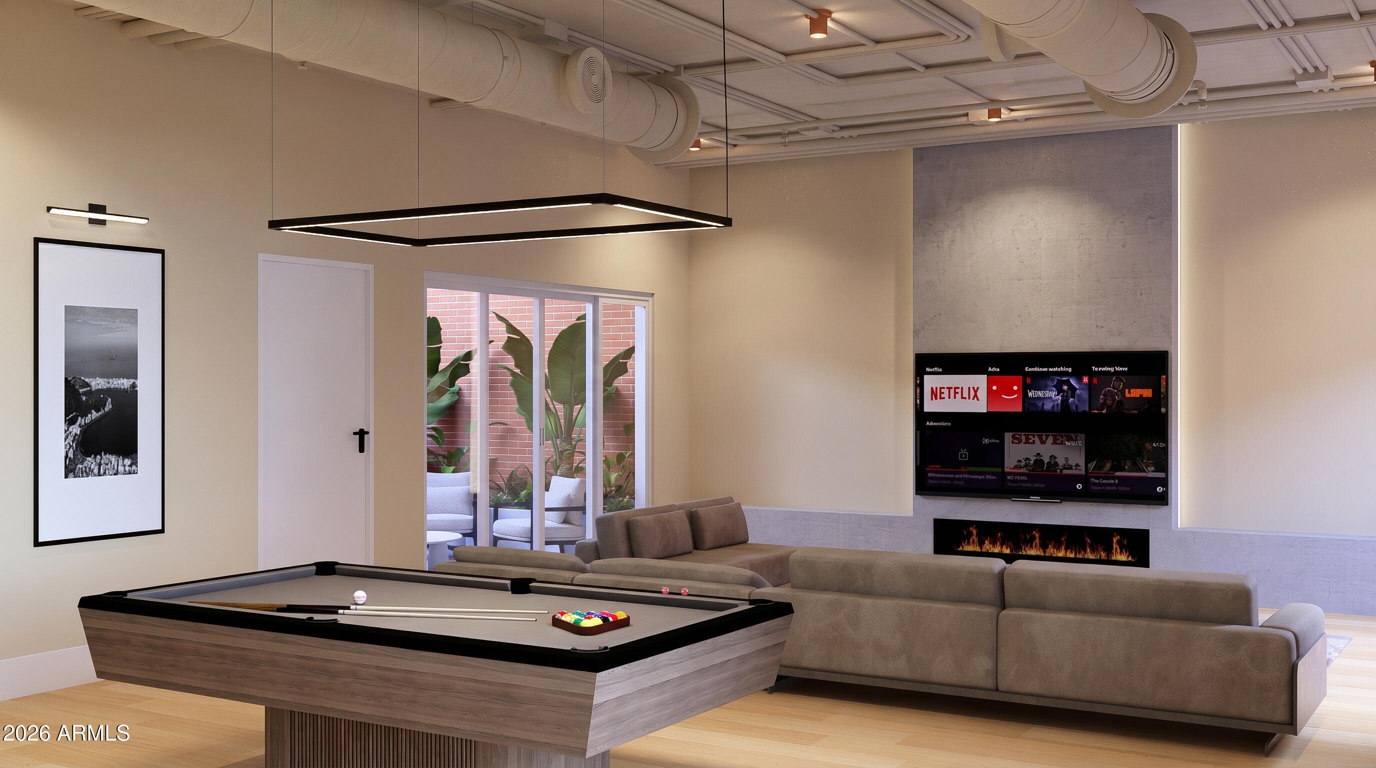 46 W PALM Lane