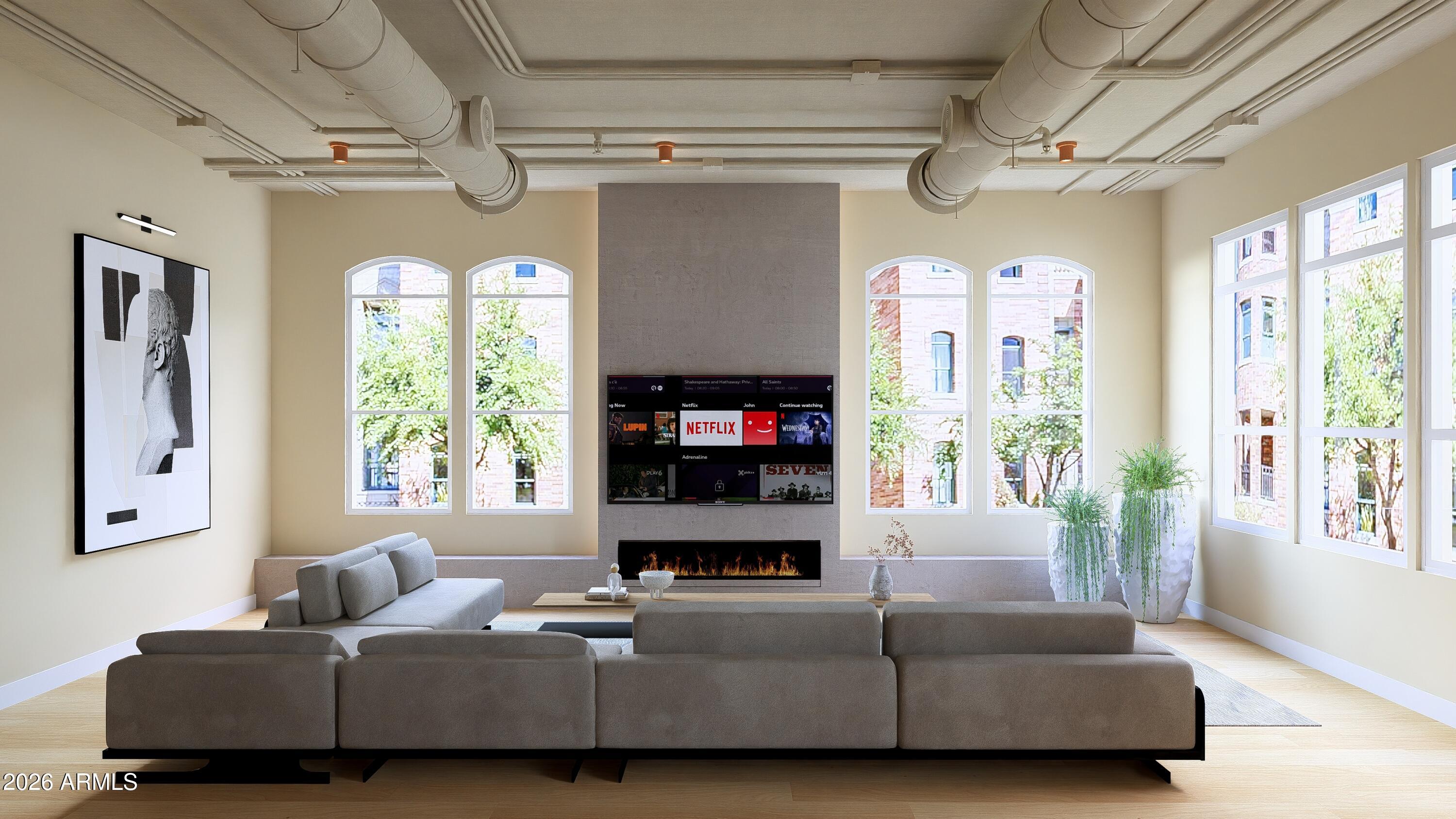 46 W PALM Lane