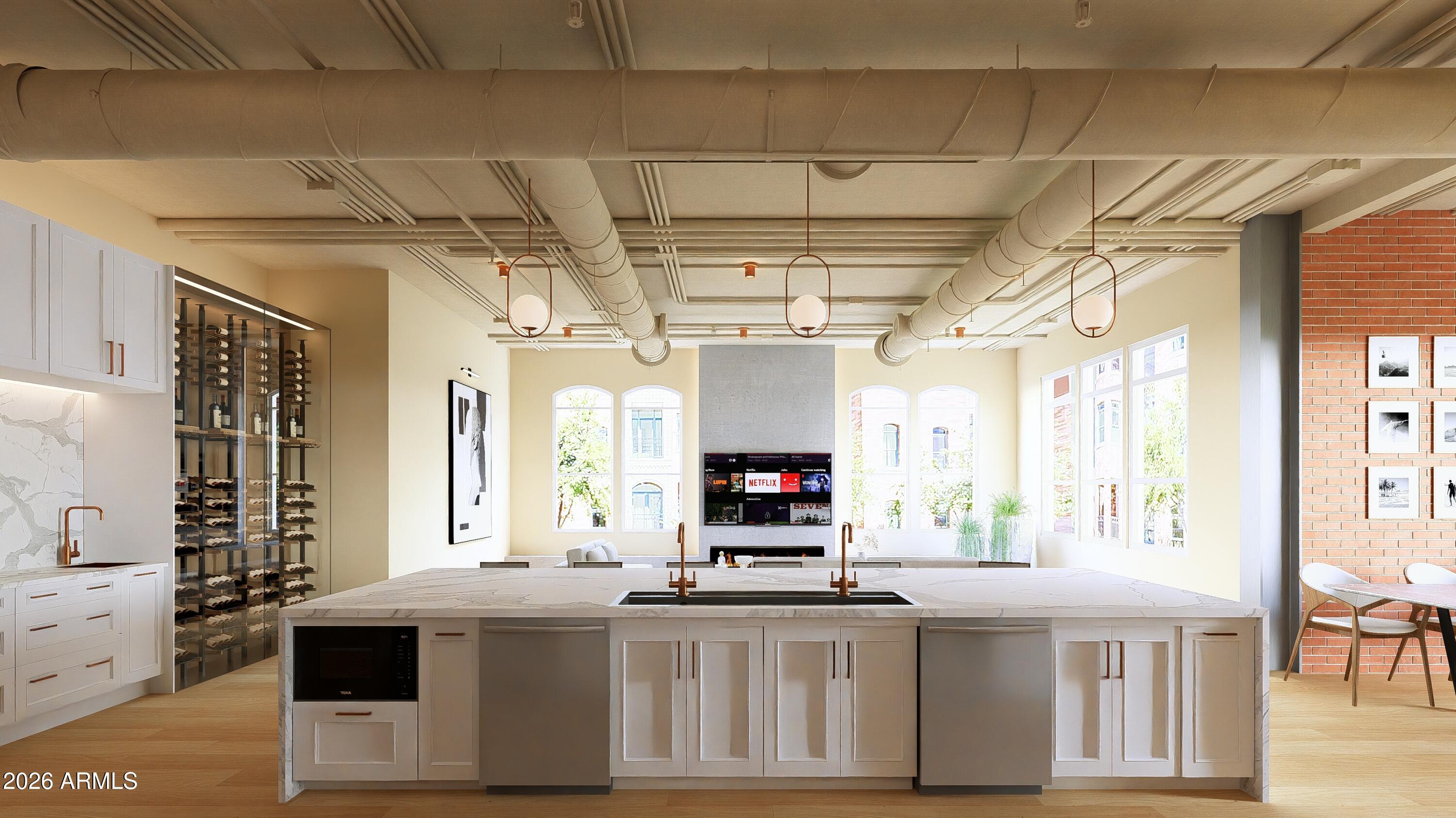 46 W PALM Lane