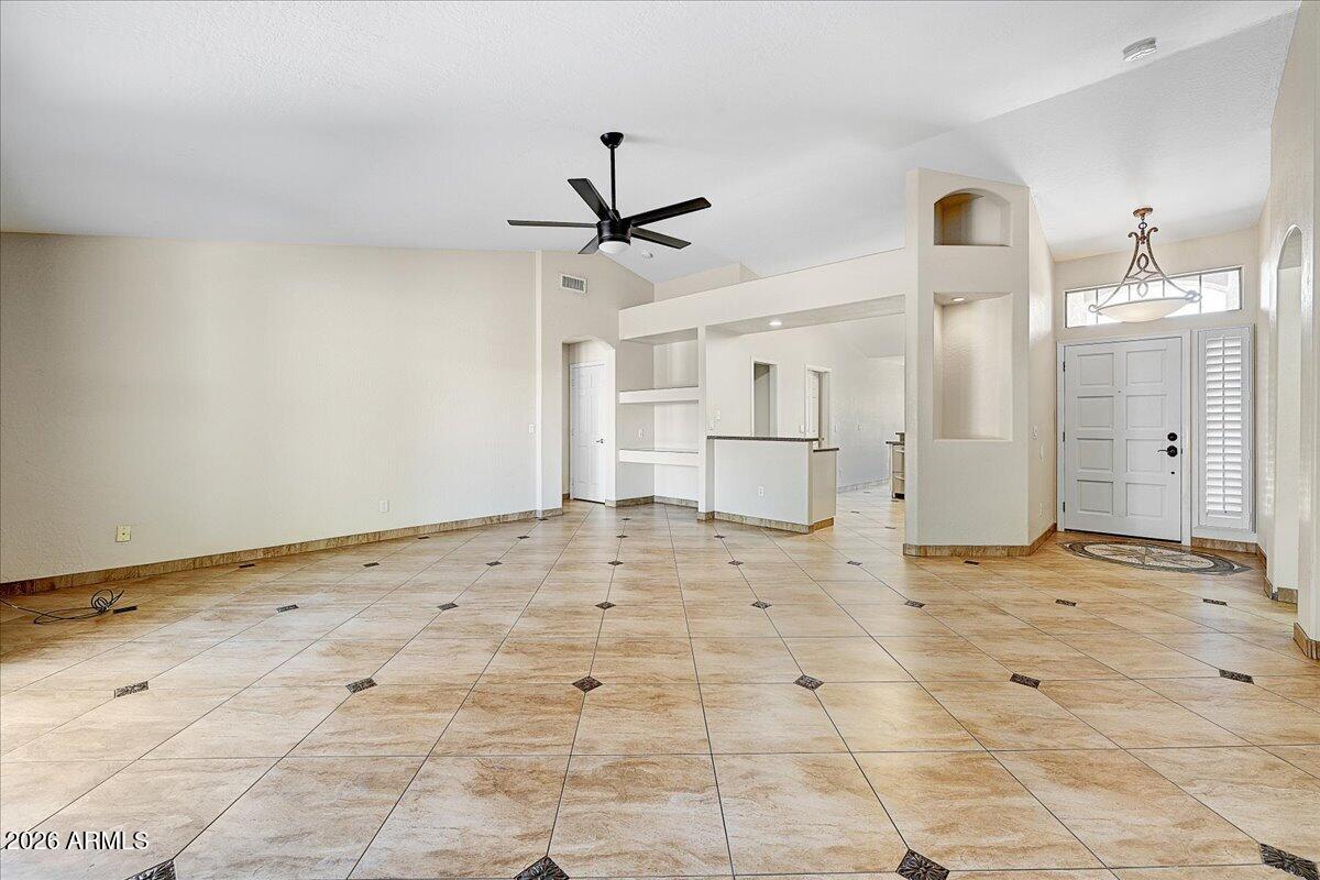 432 W SILVER CREEK Court