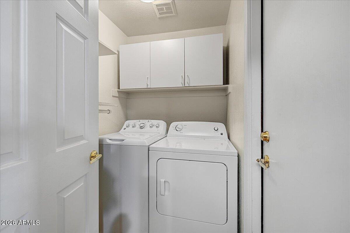 432 W SILVER CREEK Court