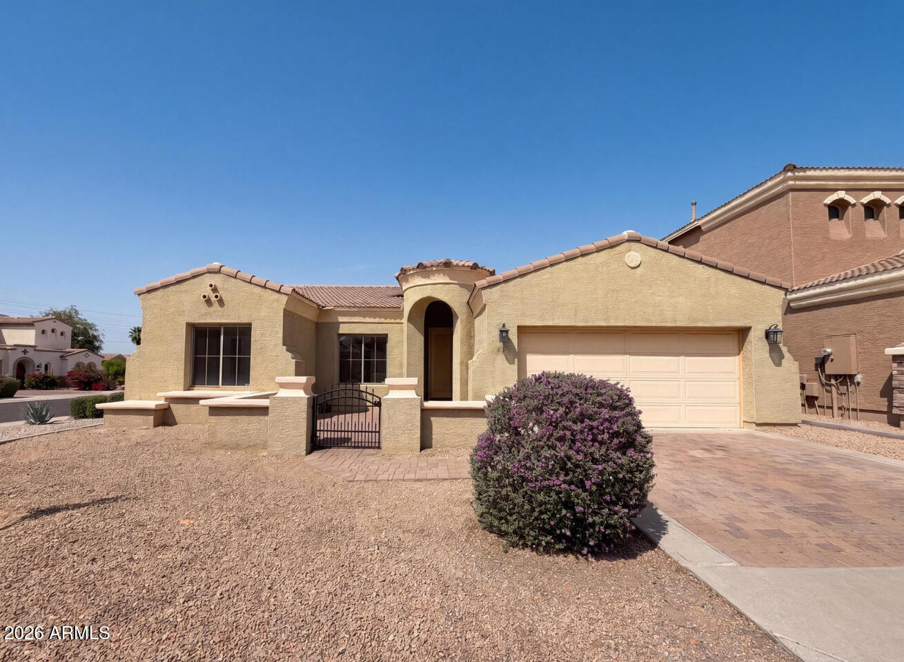 606 W BEAUTIFUL Lane