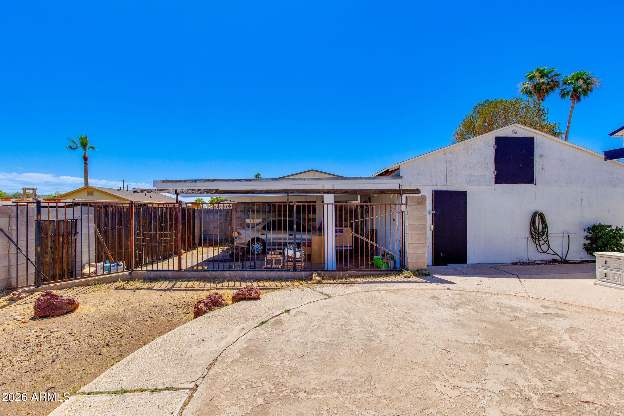 4641 E Roeser Road