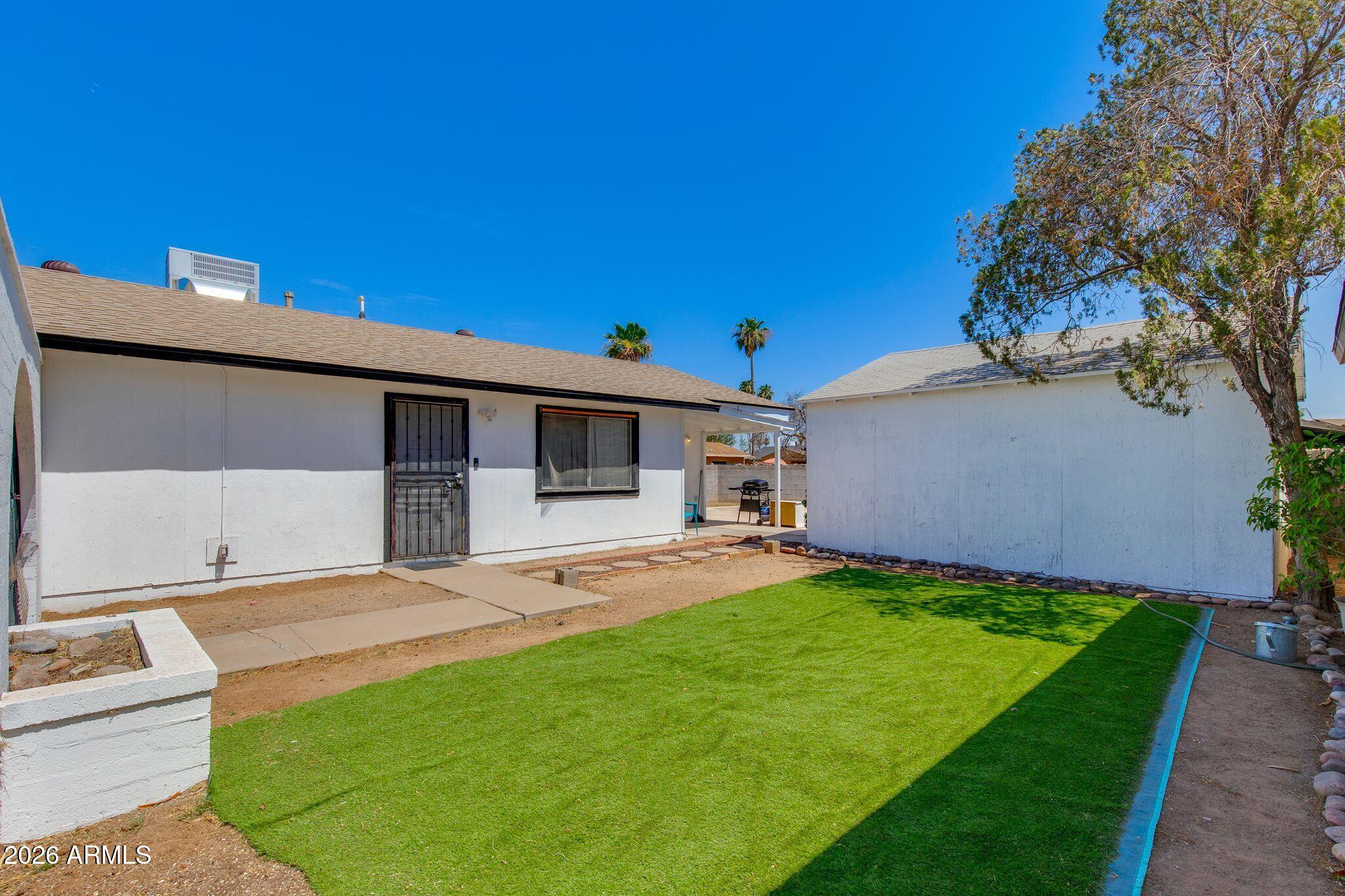 4641 E Roeser Road