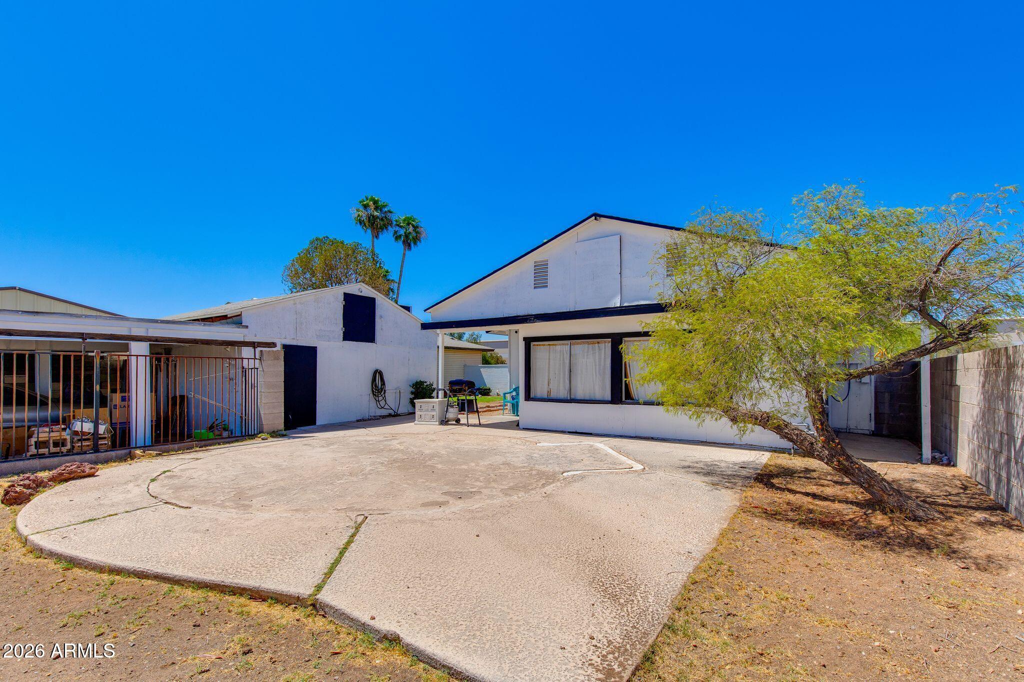4641 E Roeser Road