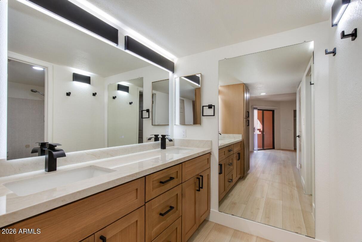 12222 N PARADISE VILLAGE Parkway S 247