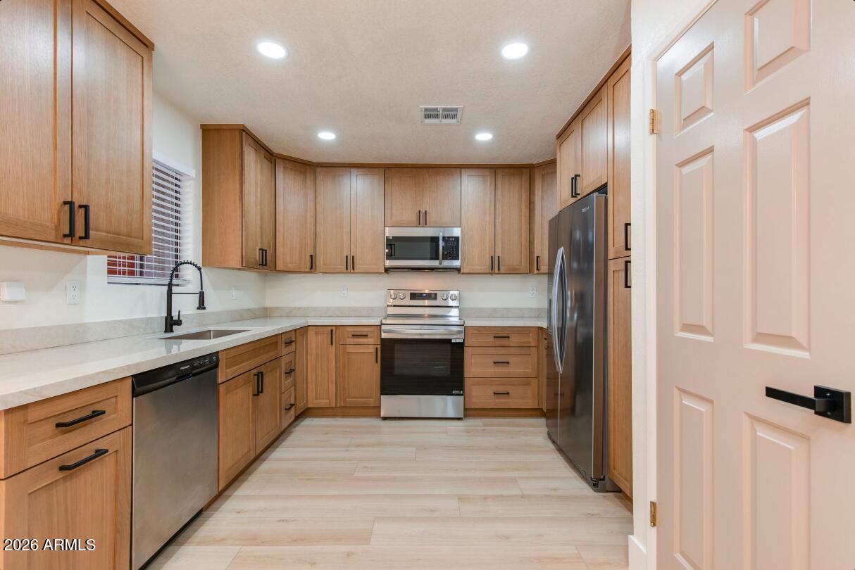 12222 N PARADISE VILLAGE Parkway S 247