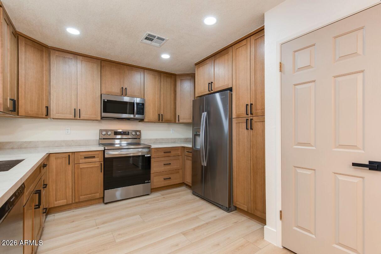 12222 N PARADISE VILLAGE Parkway S 247