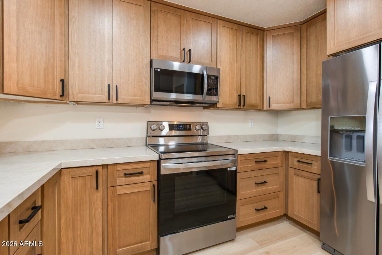 12222 N PARADISE VILLAGE Parkway S 247