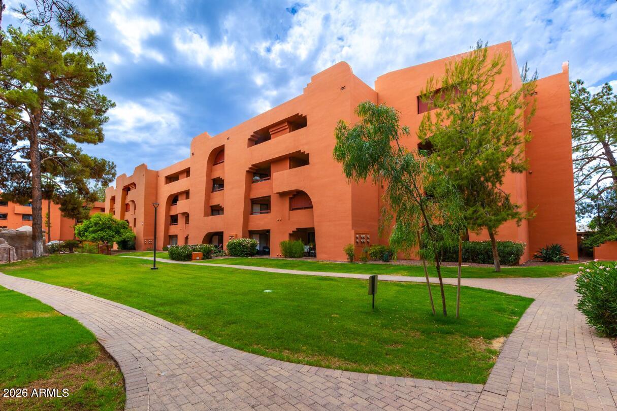 12222 N PARADISE VILLAGE Parkway S 247
