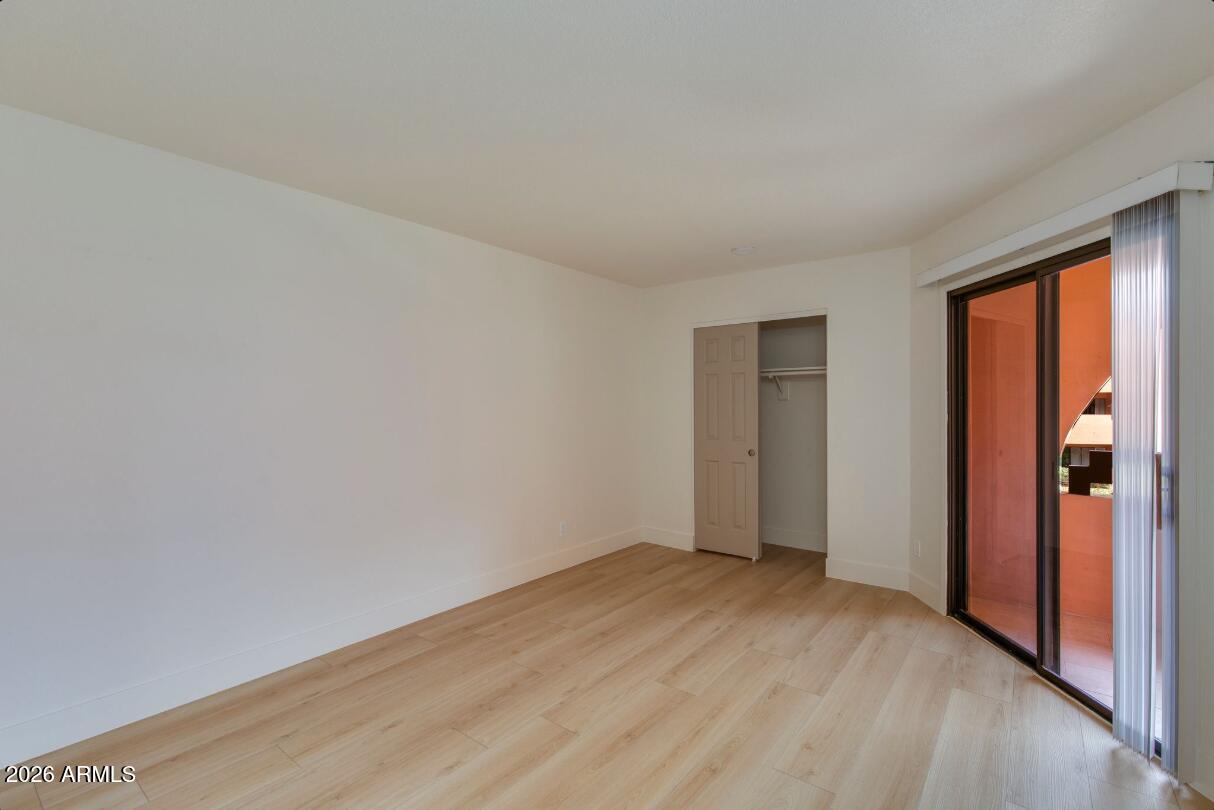 12222 N PARADISE VILLAGE Parkway S 247