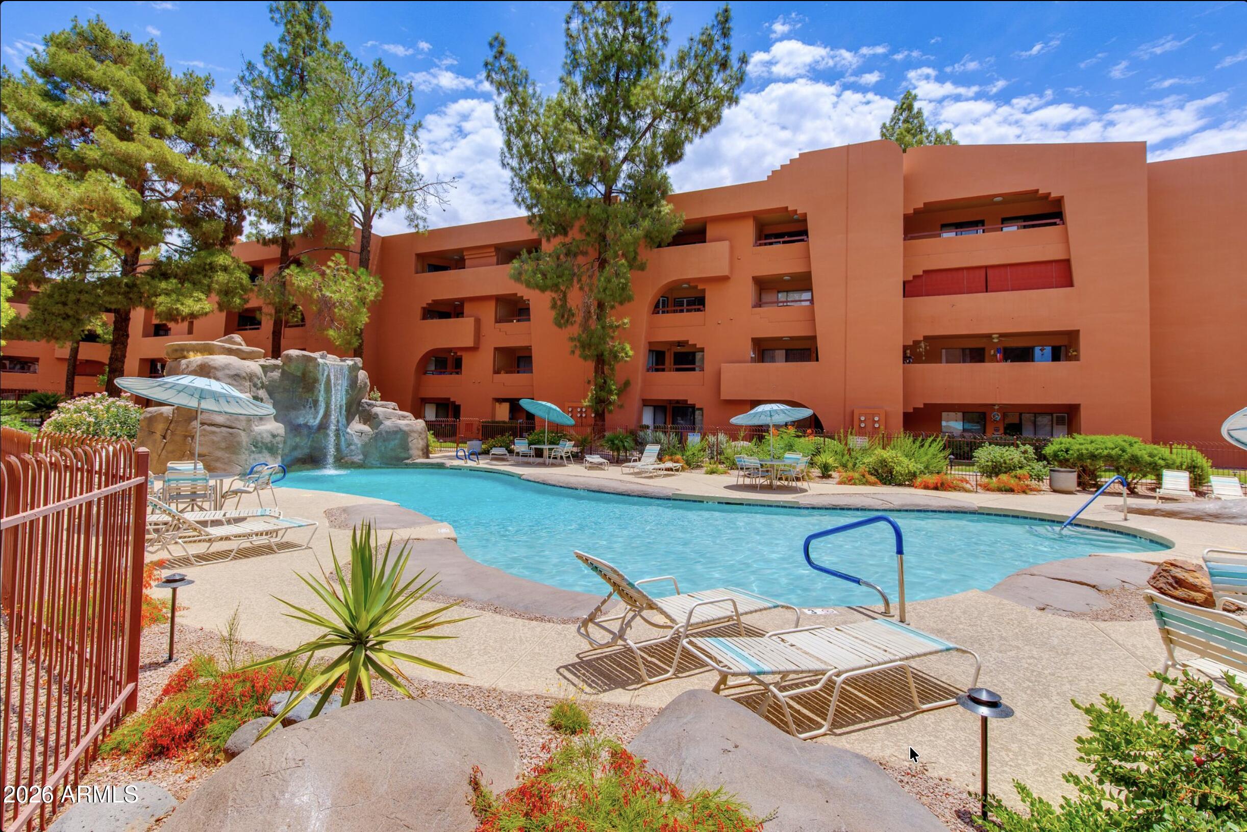 12222 N PARADISE VILLAGE Parkway S 440