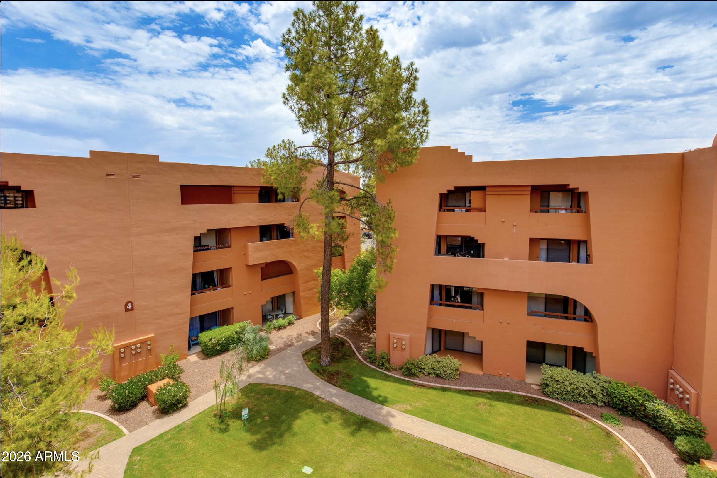 12222 N PARADISE VILLAGE Parkway S 440