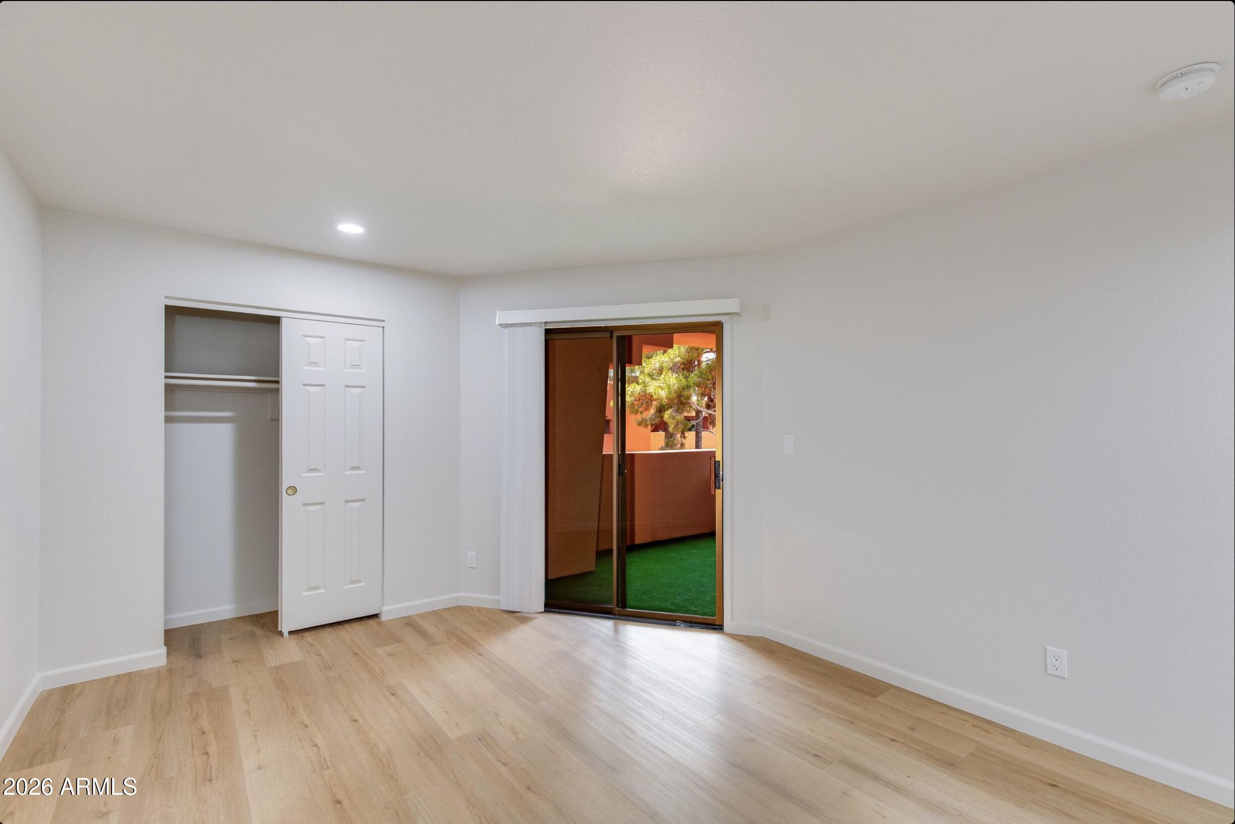 12222 N PARADISE VILLAGE Parkway S 440