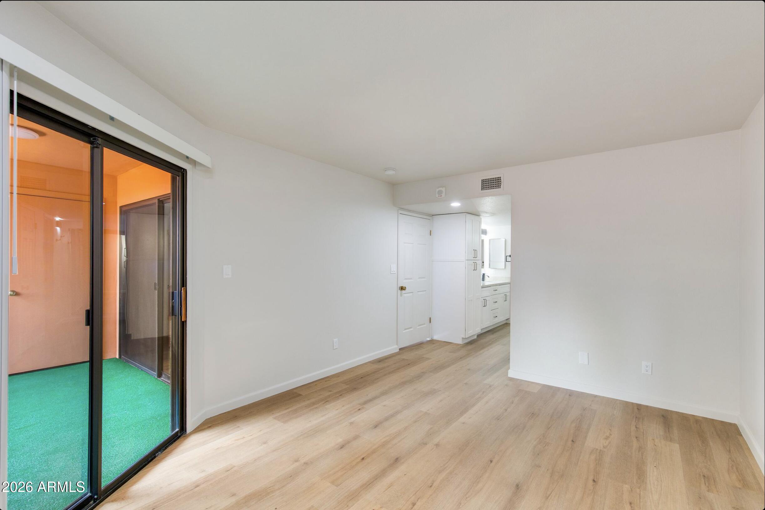 12222 N PARADISE VILLAGE Parkway S 440