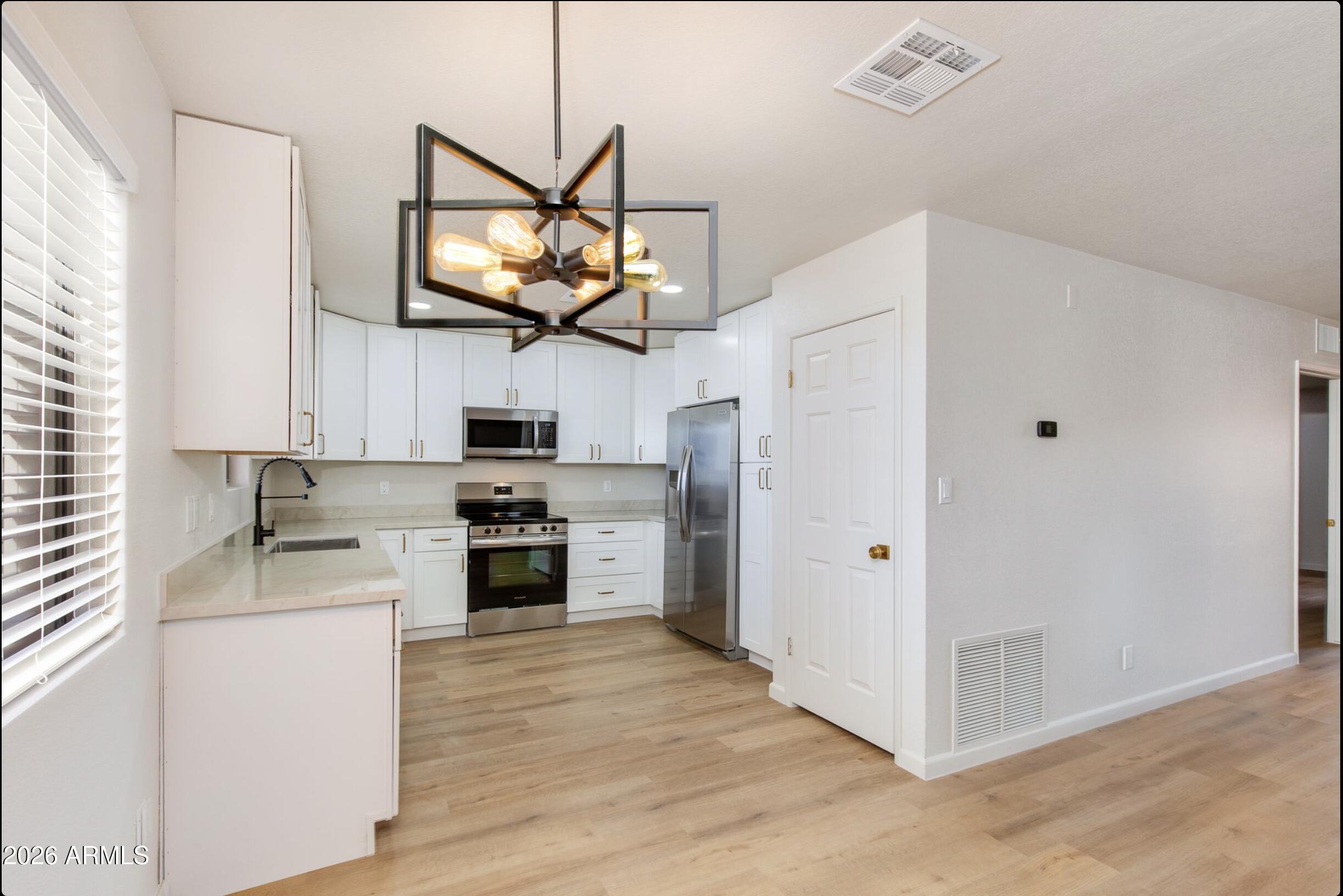 12222 N PARADISE VILLAGE Parkway S 440