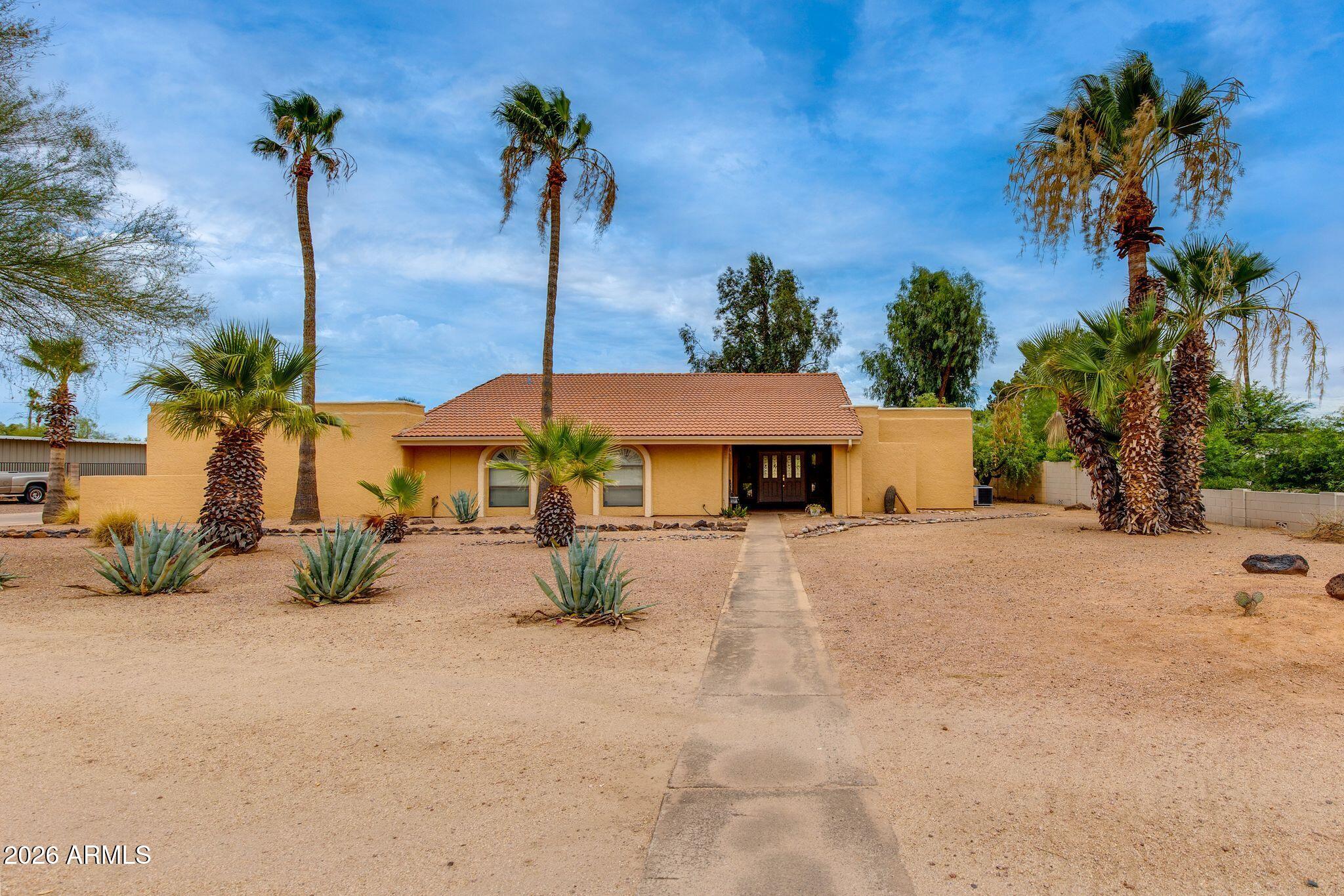 8117 E GRAY Road
