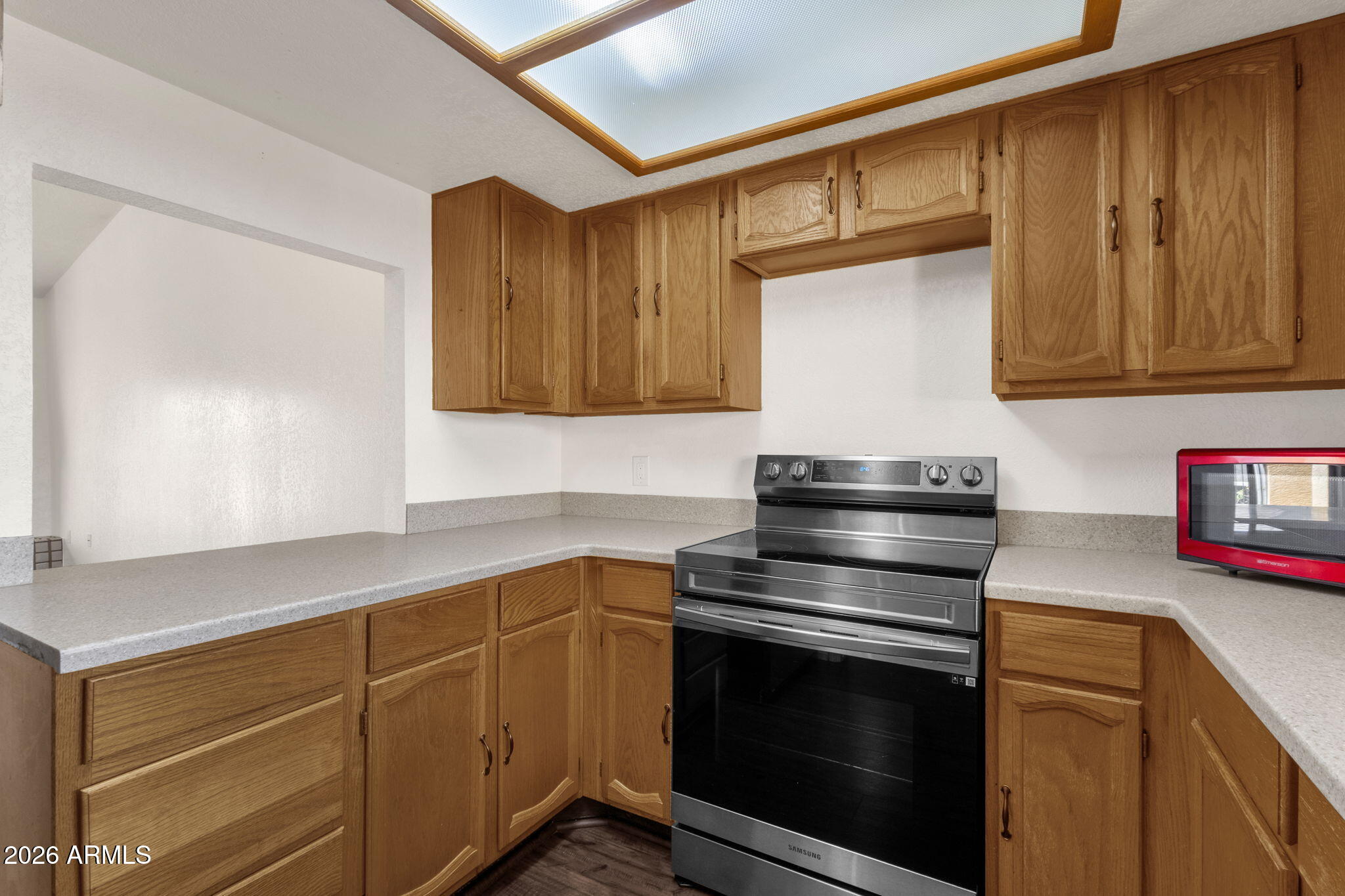 8344 N 21ST Drive I204