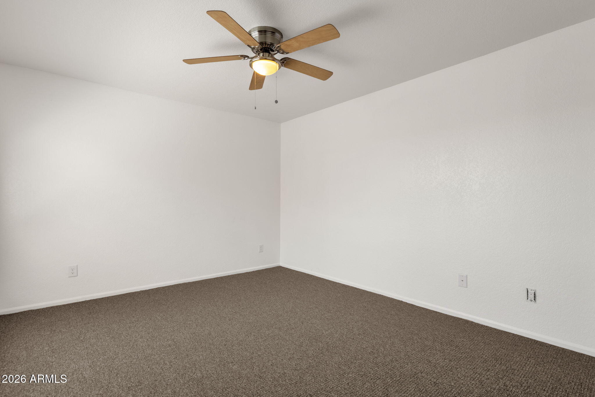 8344 N 21ST Drive I204