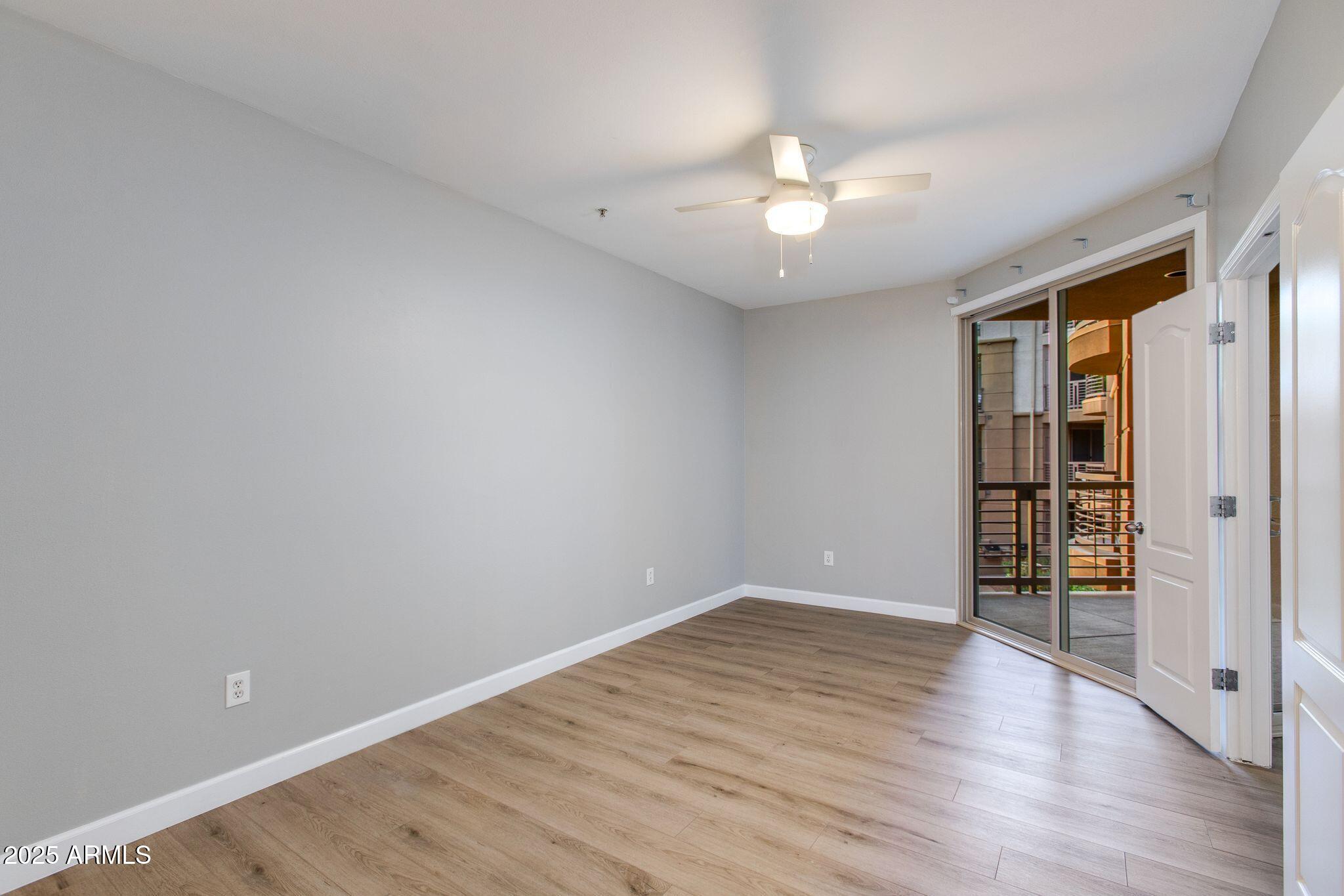 1701 E COLTER Street 218