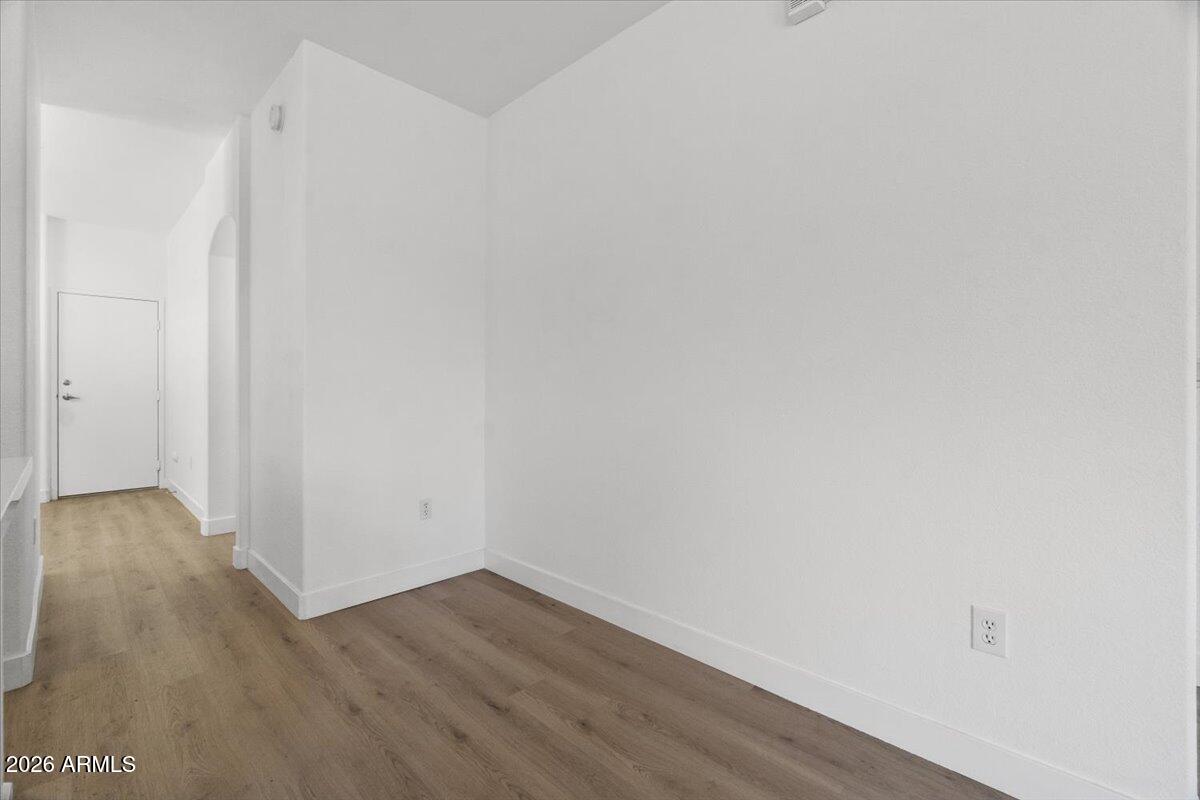 2401 E RIO SALADO Parkway 1144
