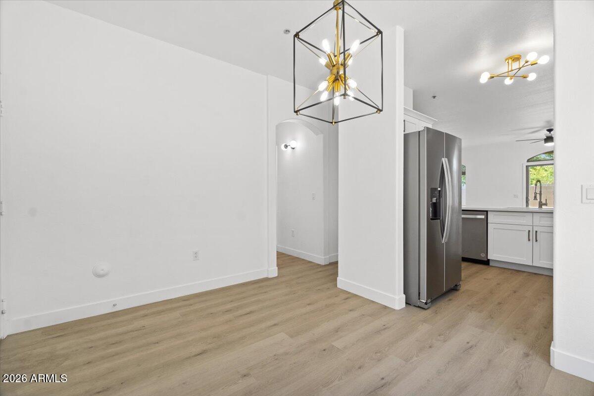 2401 E RIO SALADO Parkway 1144