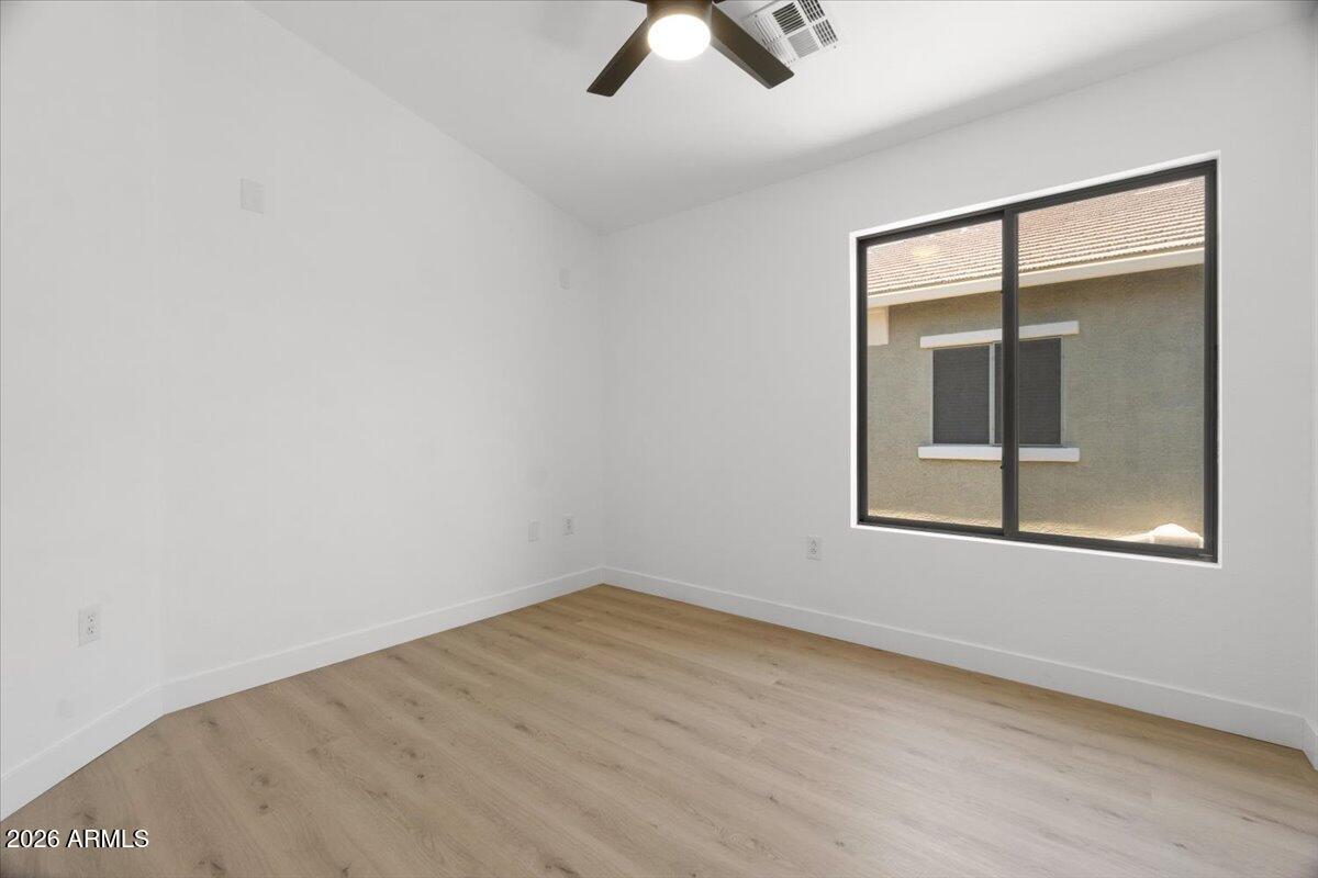 2401 E RIO SALADO Parkway 1144