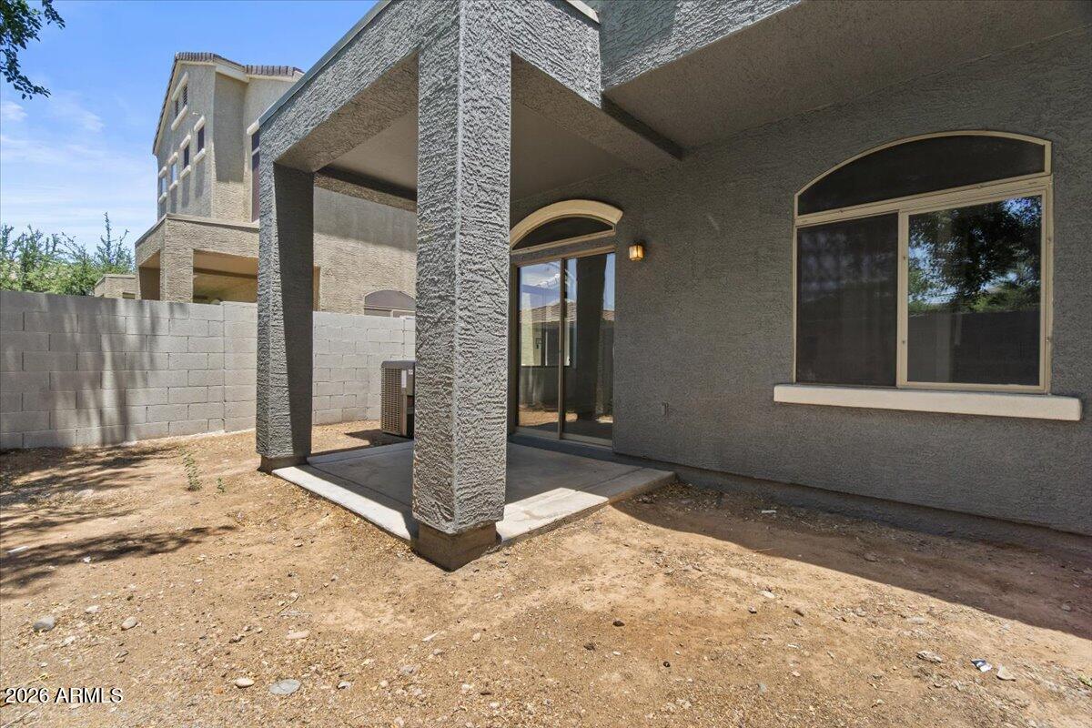 2401 E RIO SALADO Parkway 1144