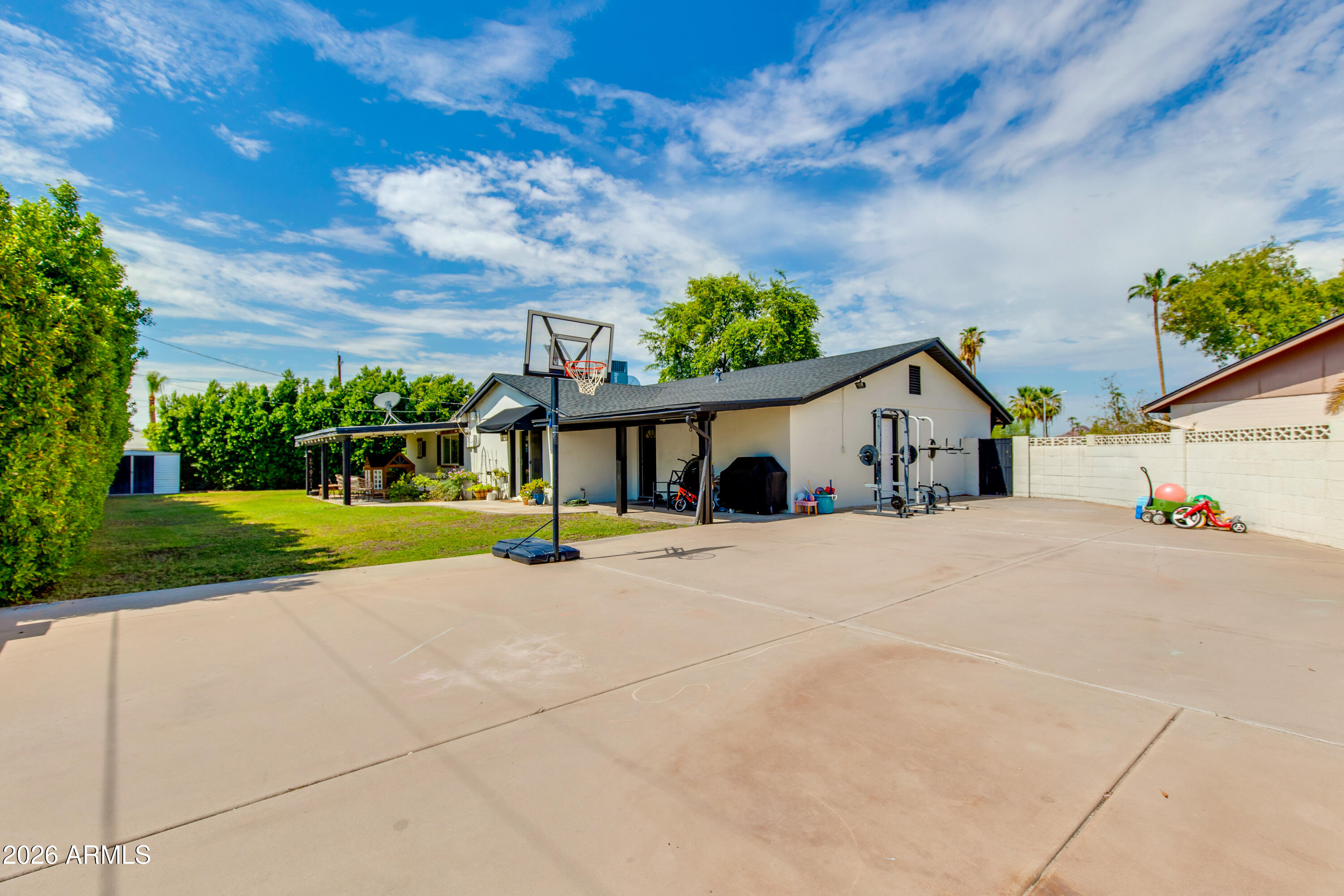 7836 E CYPRESS Street