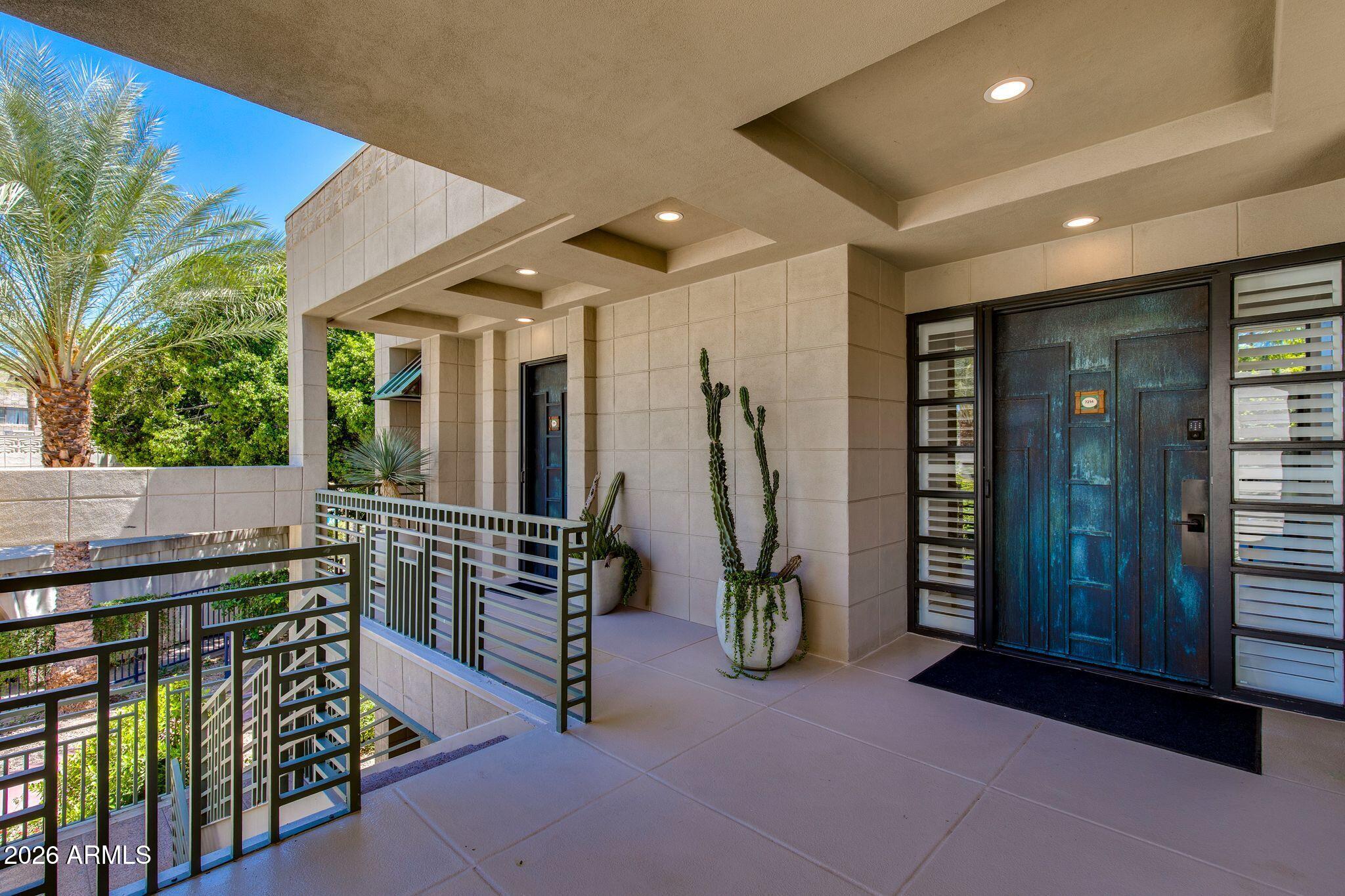 2802 E CAMINO ACEQUIA Drive 2