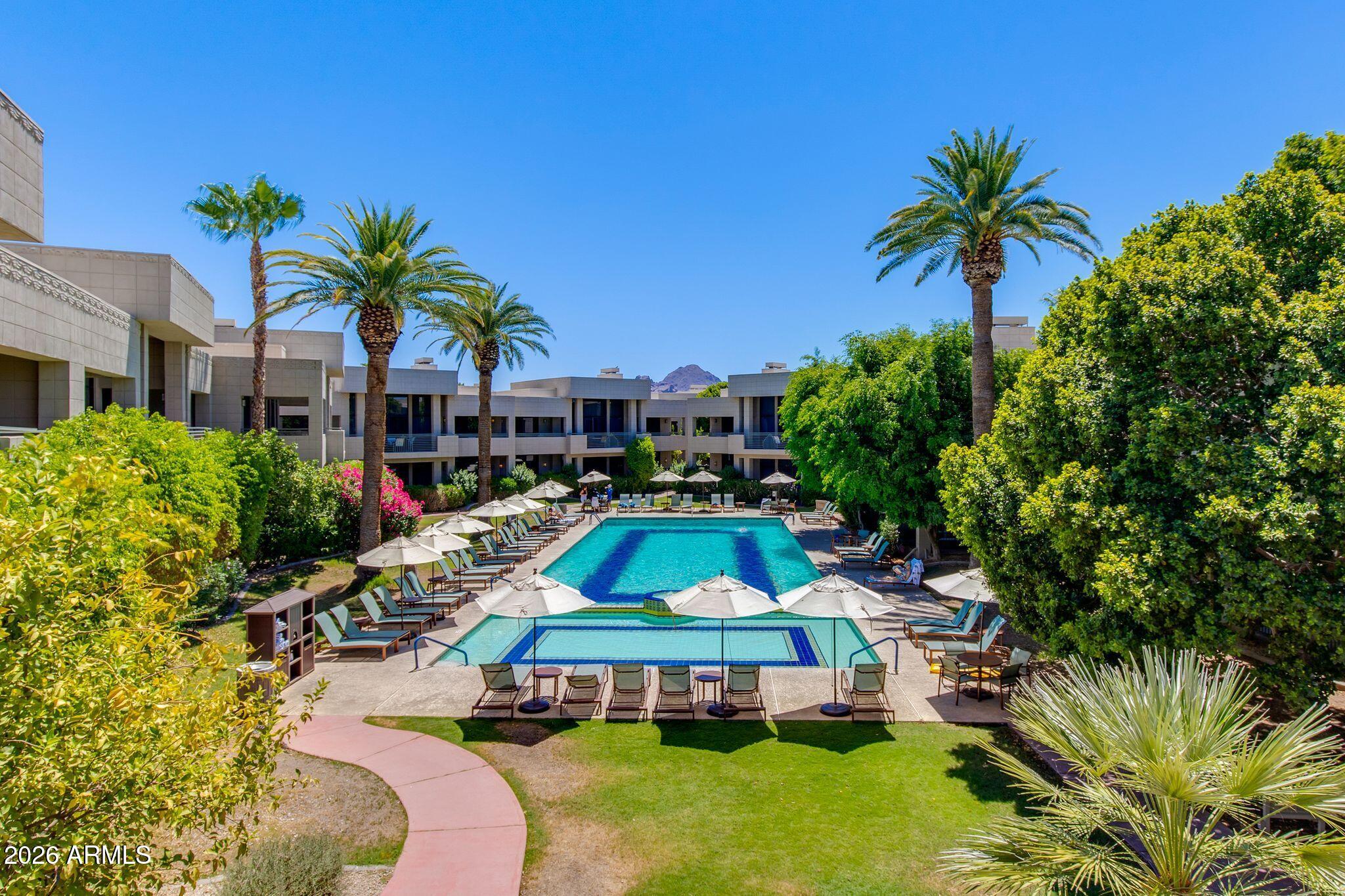 2802 E CAMINO ACEQUIA Drive 2