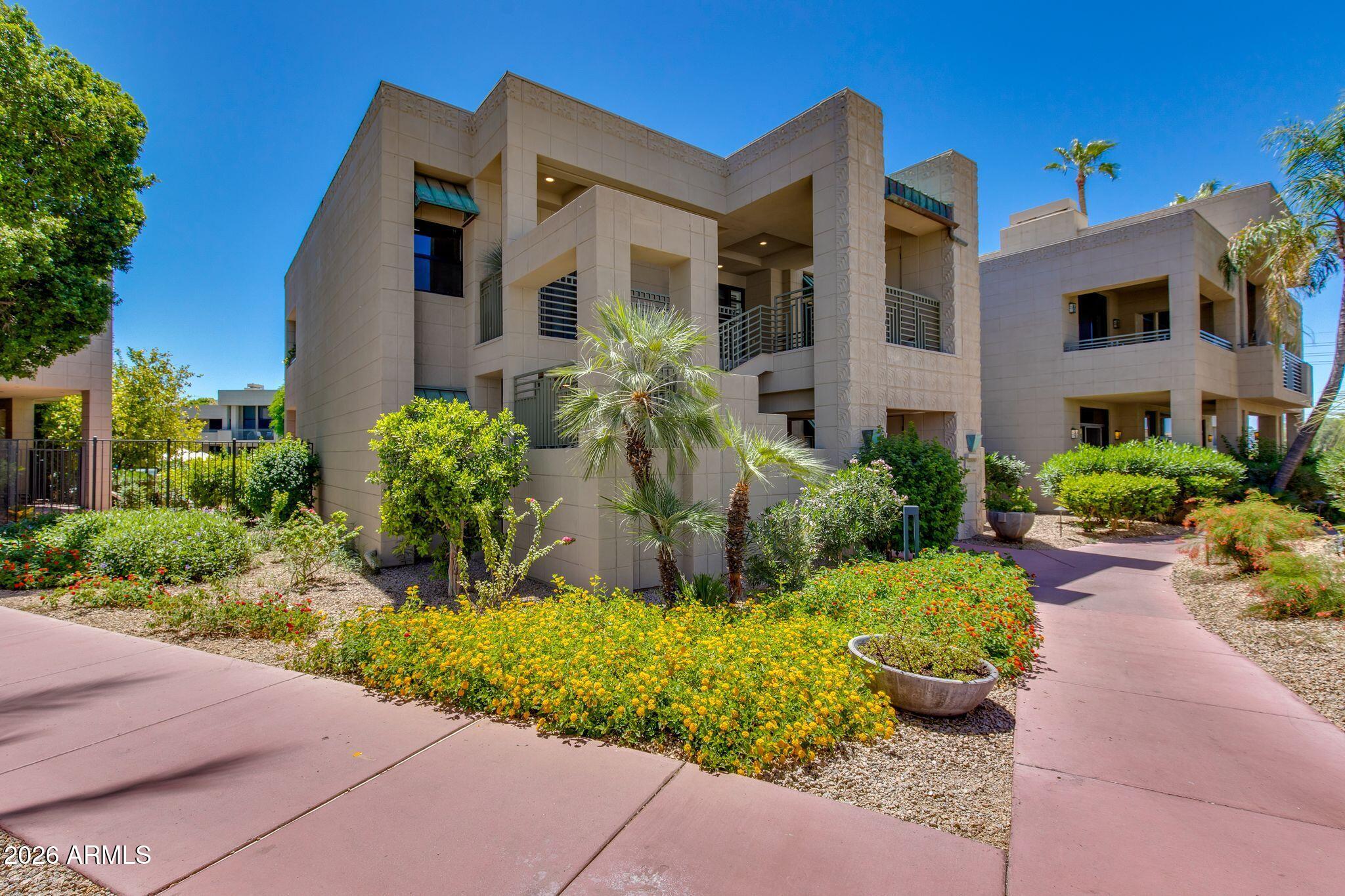 2802 E CAMINO ACEQUIA Drive 2