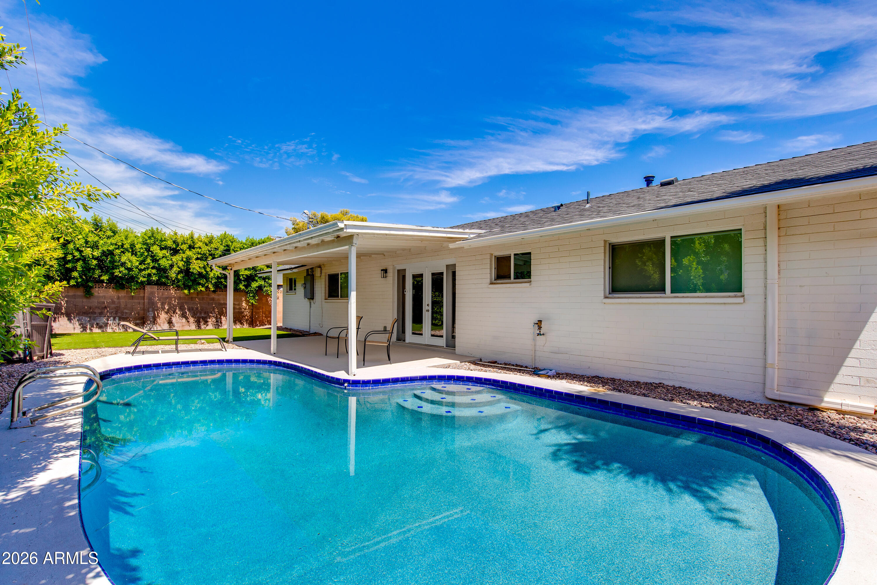 6537 E PALM Lane
