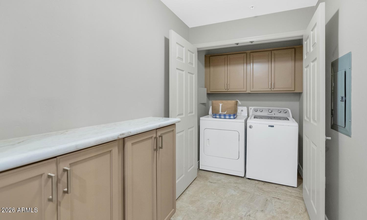 5450 E DEER VALLEY Drive 4216