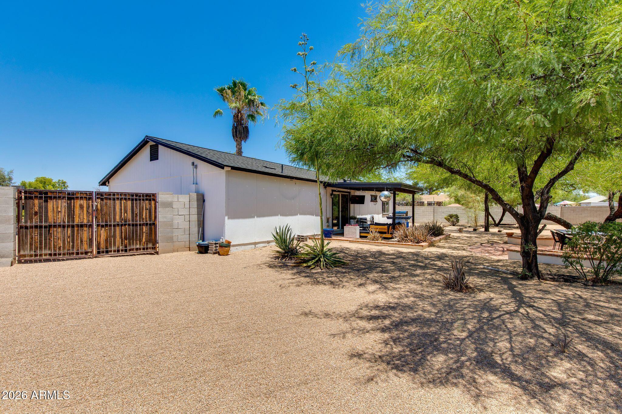 3625 E JANICE Way