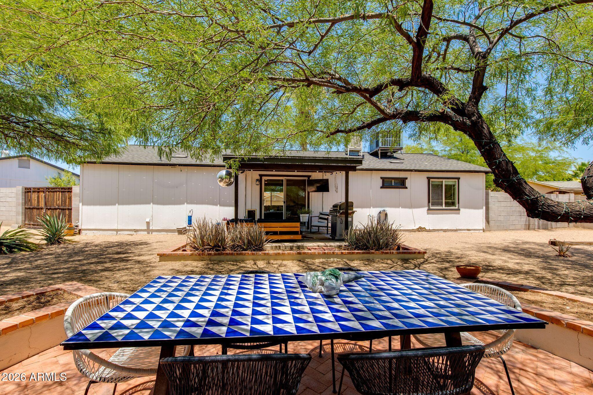 3625 E JANICE Way